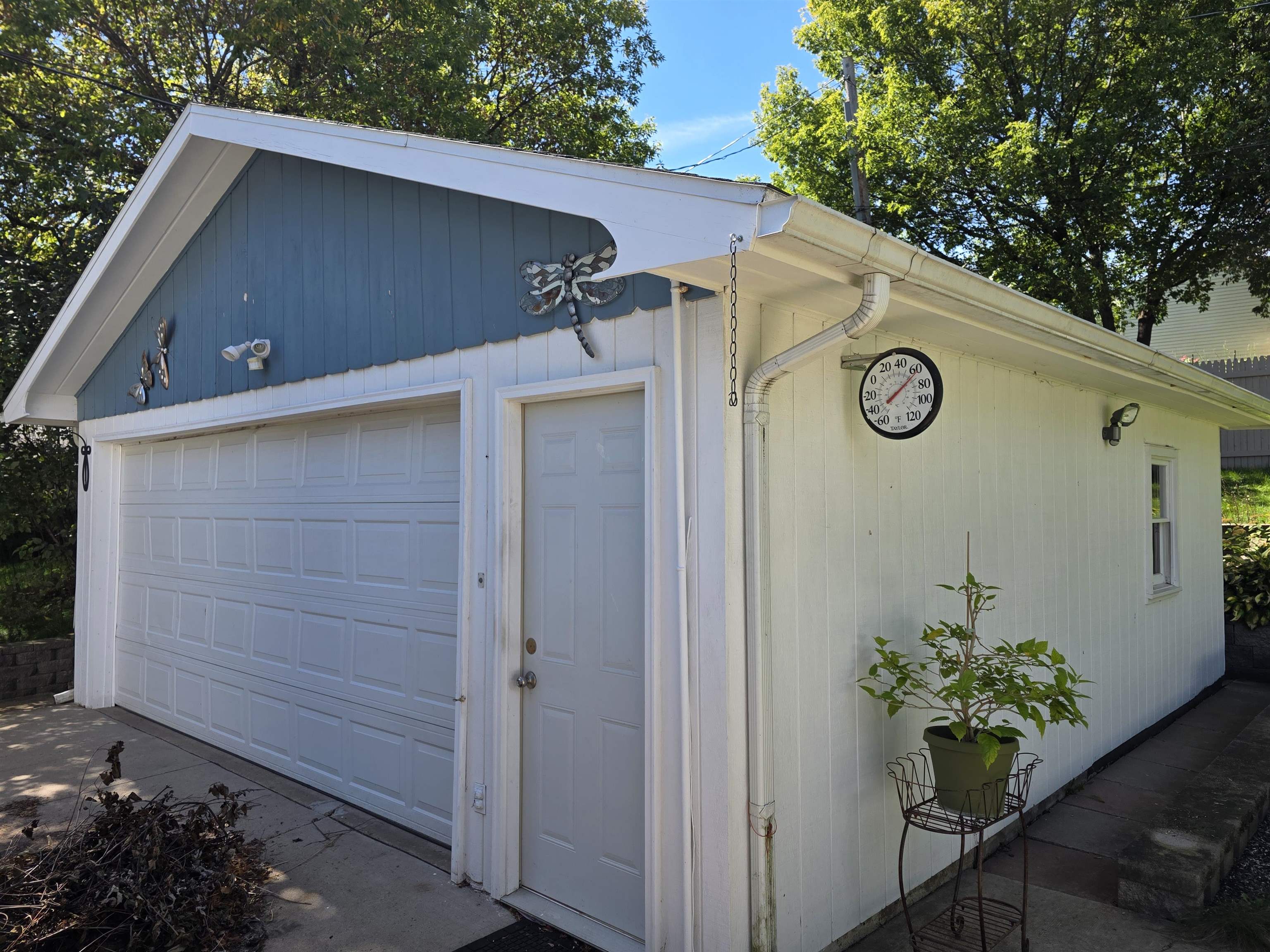 1426 N 1ST AVENUE, Wausau, Wisconsin 54401, 2 Bedrooms Bedrooms, ,1 BathroomBathrooms,Residential,For Sale,1426 N 1ST AVENUE,22604720