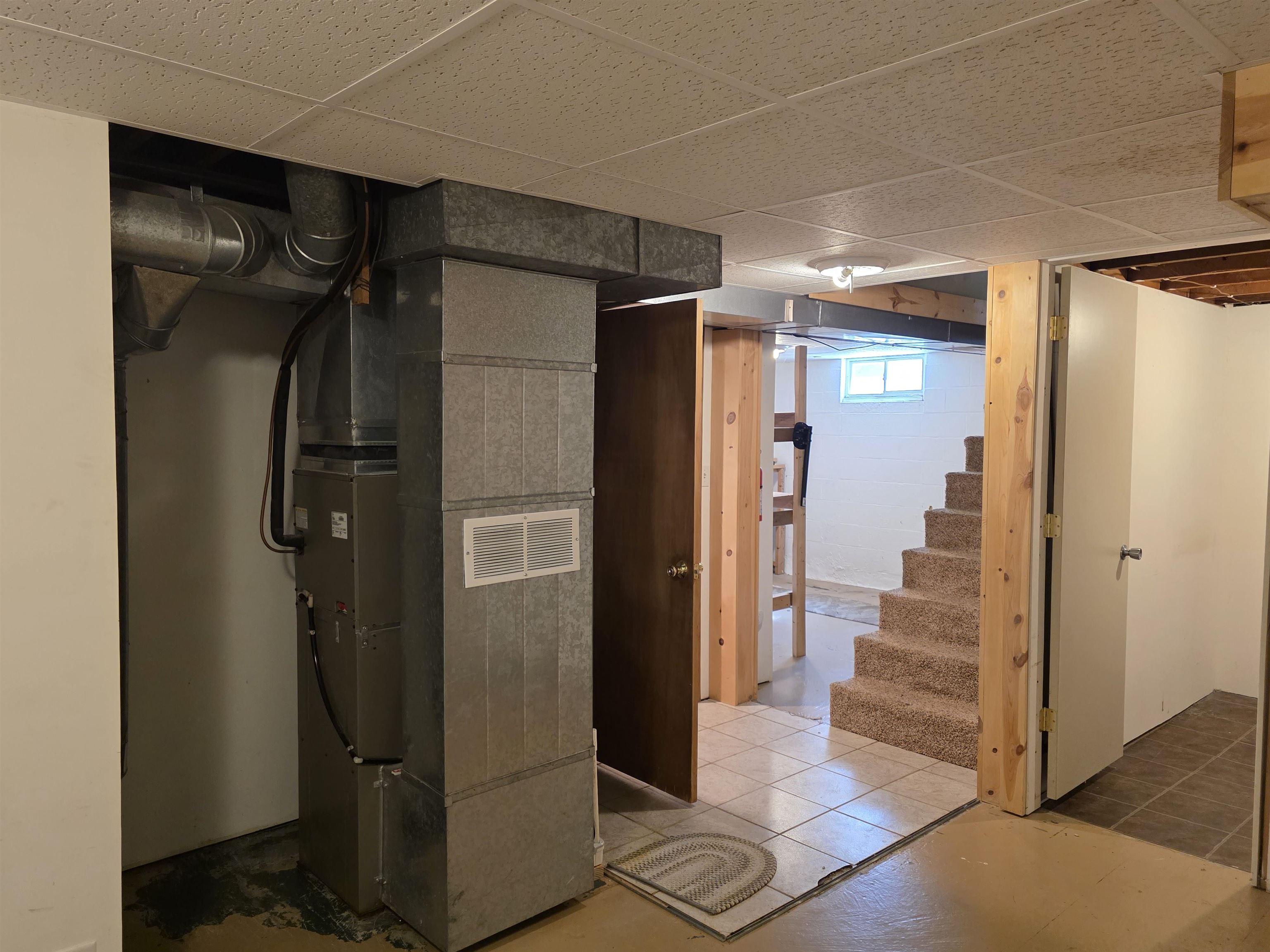 1426 N 1ST AVENUE, Wausau, Wisconsin 54401, 2 Bedrooms Bedrooms, ,1 BathroomBathrooms,Residential,For Sale,1426 N 1ST AVENUE,22604720