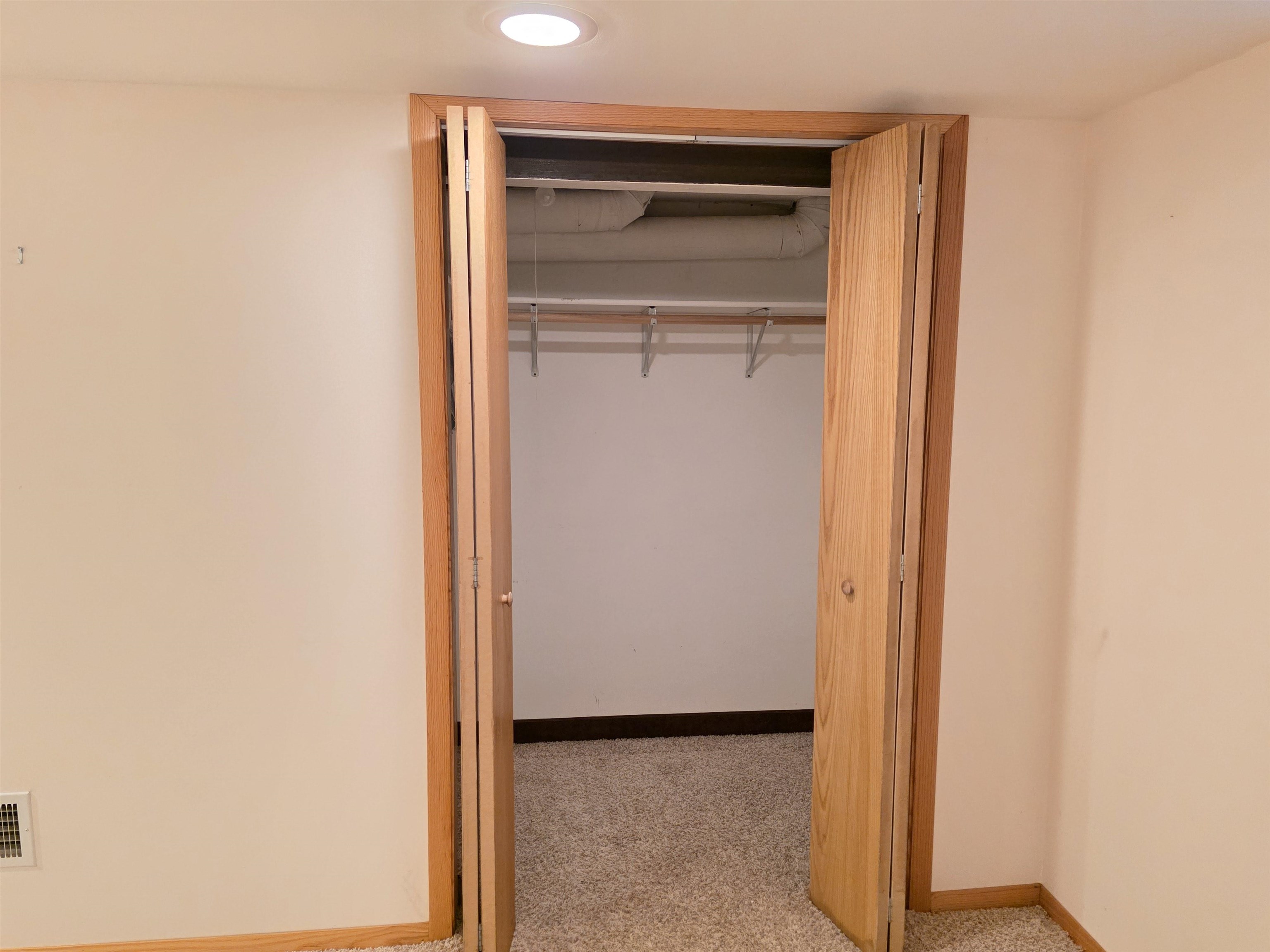 1426 N 1ST AVENUE, Wausau, Wisconsin 54401, 2 Bedrooms Bedrooms, ,1 BathroomBathrooms,Residential,For Sale,1426 N 1ST AVENUE,22604720