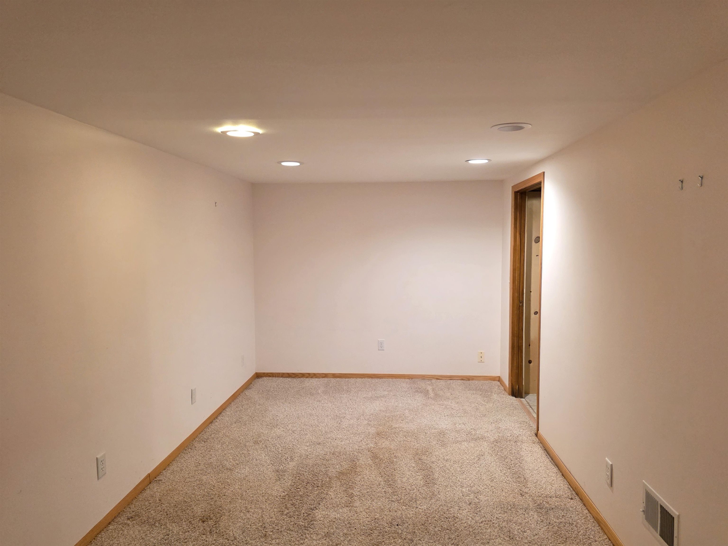 1426 N 1ST AVENUE, Wausau, Wisconsin 54401, 2 Bedrooms Bedrooms, ,1 BathroomBathrooms,Residential,For Sale,1426 N 1ST AVENUE,22604720