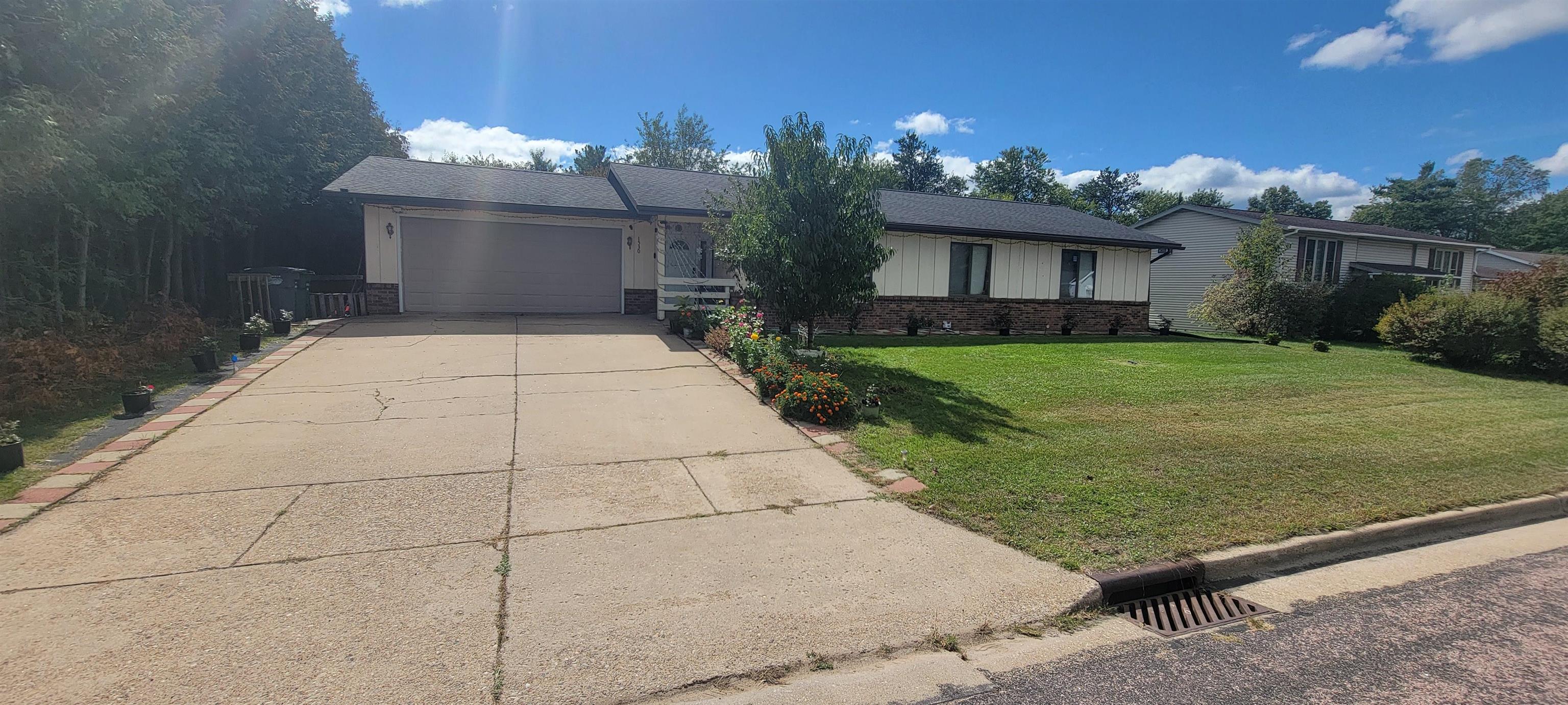 1530 LILY LANE, Wisconsin Rapids, Wisconsin 54494, 7 Bedrooms Bedrooms, ,3 BathroomsBathrooms,Residential,For Sale,1530 LILY LANE,22604721