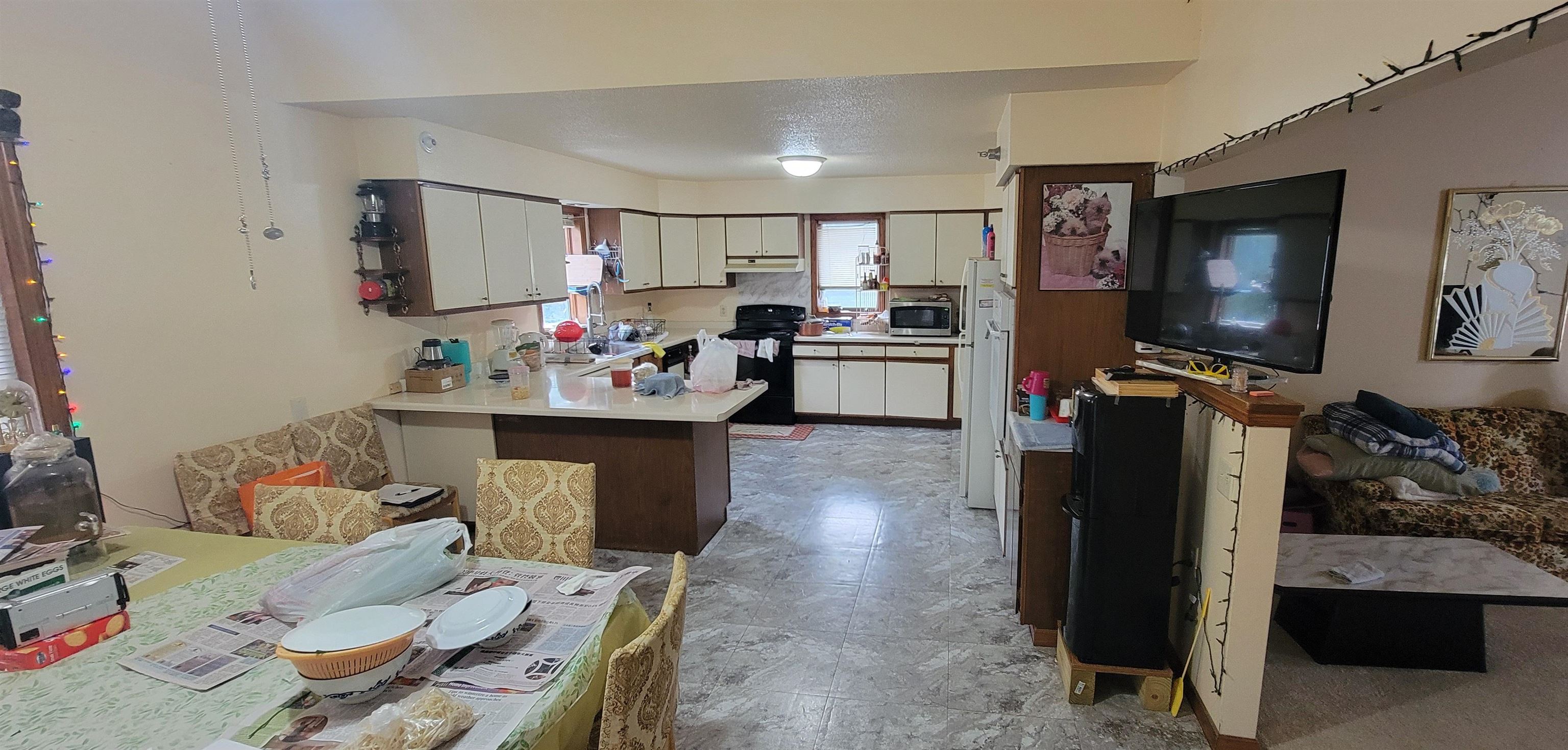 1530 LILY LANE, Wisconsin Rapids, Wisconsin 54494, 7 Bedrooms Bedrooms, ,3 BathroomsBathrooms,Residential,For Sale,1530 LILY LANE,22604721