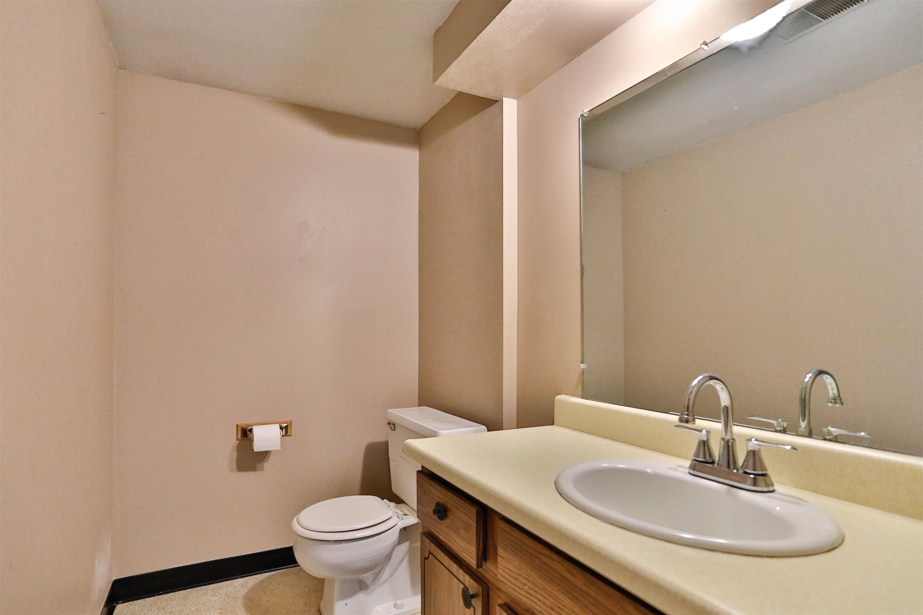 1008 ELM STREET, Wausau, Wisconsin 54401, 3 Bedrooms Bedrooms, ,1 BathroomBathrooms,Residential,For Sale,1008 ELM STREET,22604726