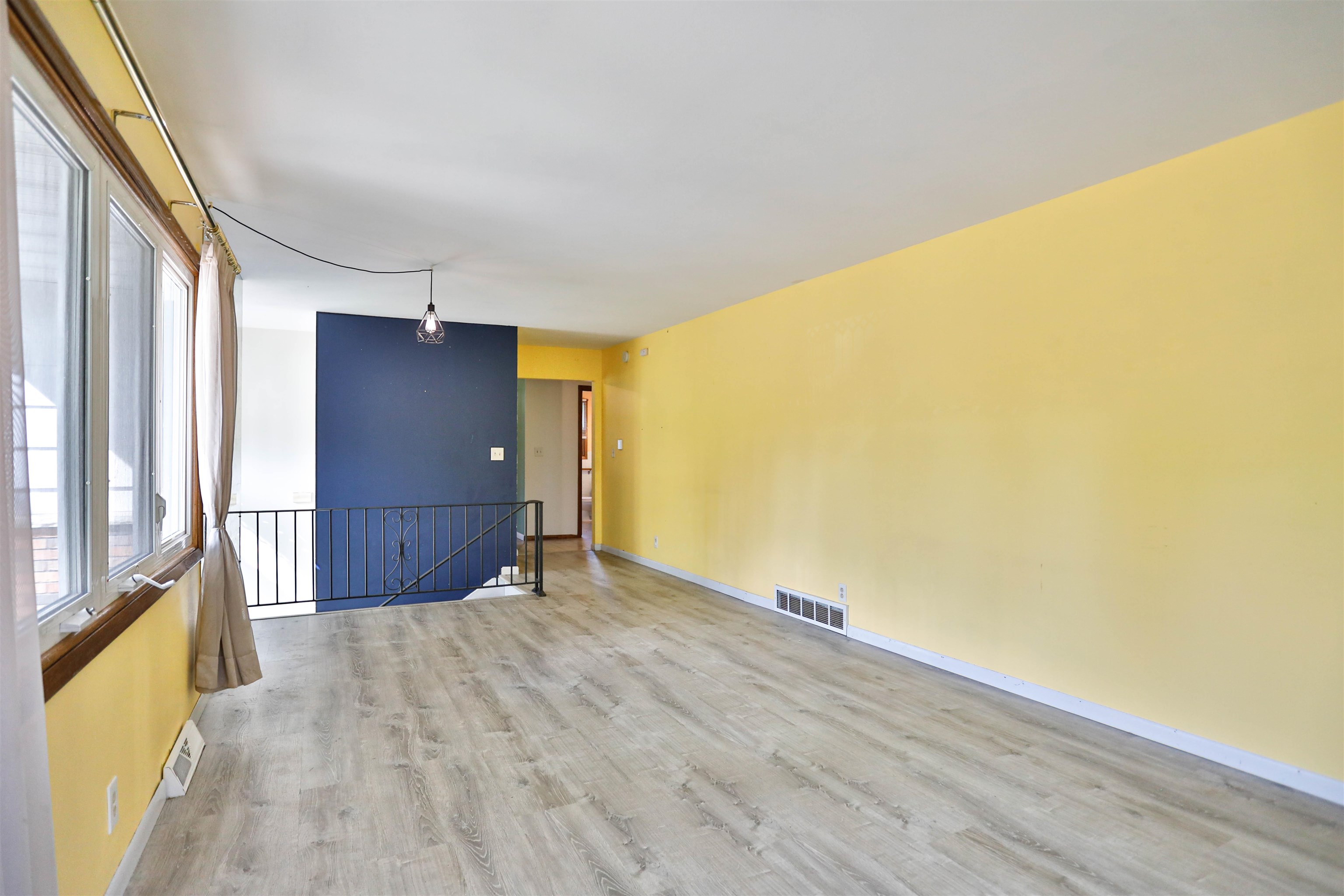 1008 ELM STREET, Wausau, Wisconsin 54401, 3 Bedrooms Bedrooms, ,1 BathroomBathrooms,Residential,For Sale,1008 ELM STREET,22604726