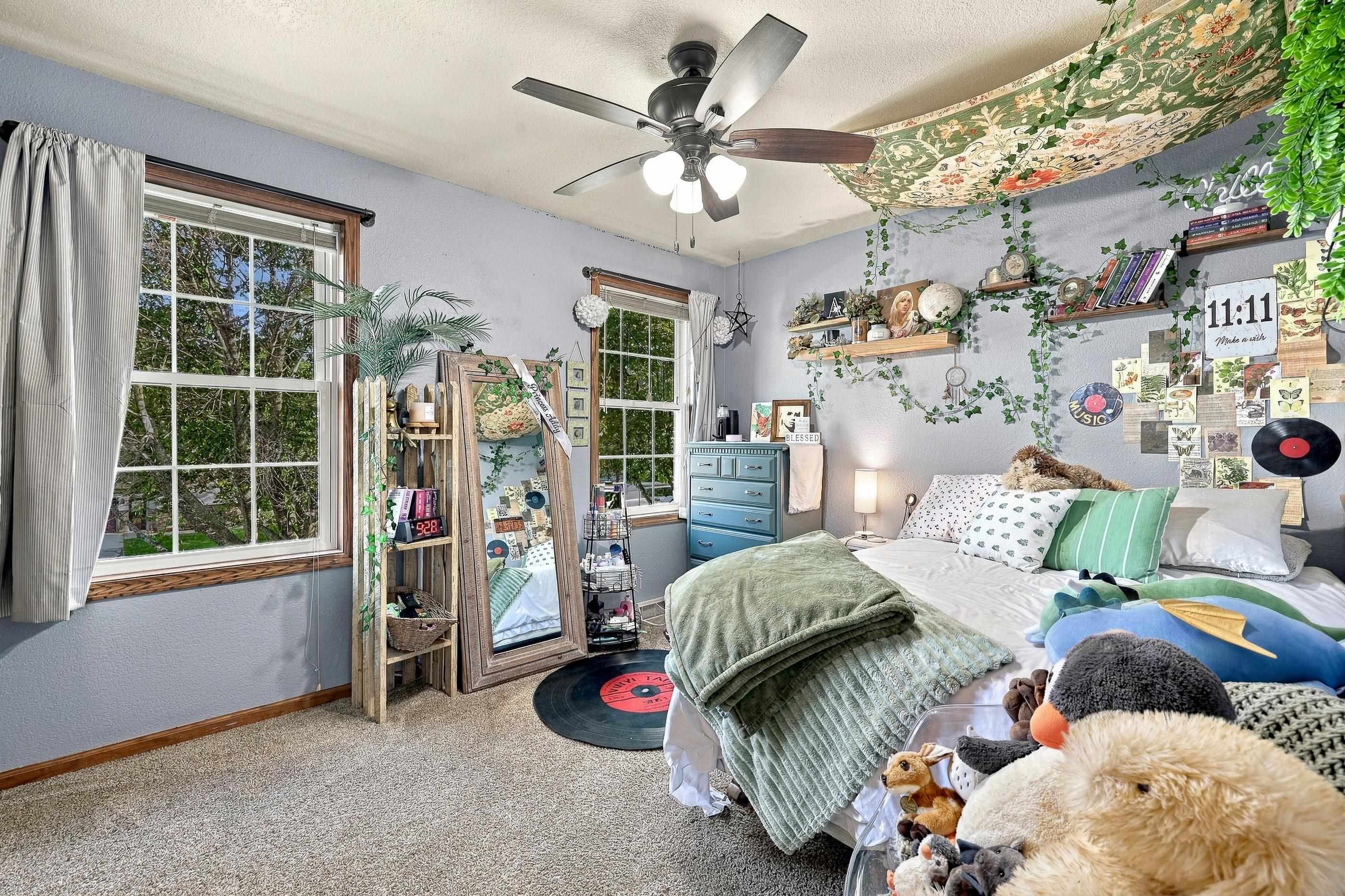 325 KING OLAVS LANE, Iola, Wisconsin 54945, 4 Bedrooms Bedrooms, ,2 BathroomsBathrooms,Residential,For Sale,325 KING OLAVS LANE,22604727
