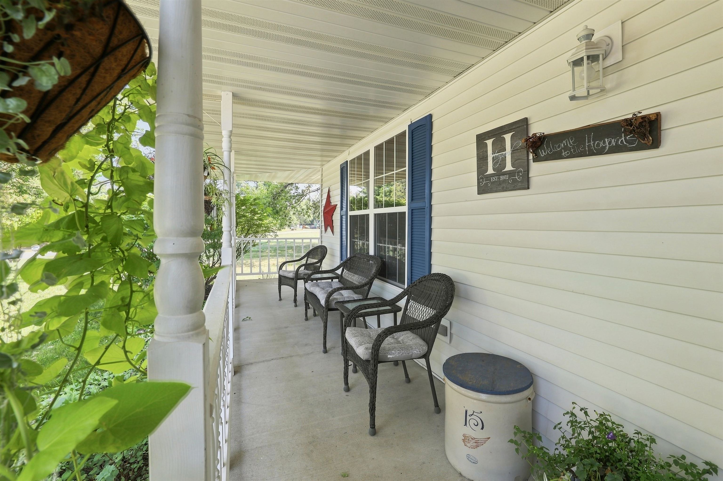 325 KING OLAVS LANE, Iola, Wisconsin 54945, 4 Bedrooms Bedrooms, ,2 BathroomsBathrooms,Residential,For Sale,325 KING OLAVS LANE,22604727