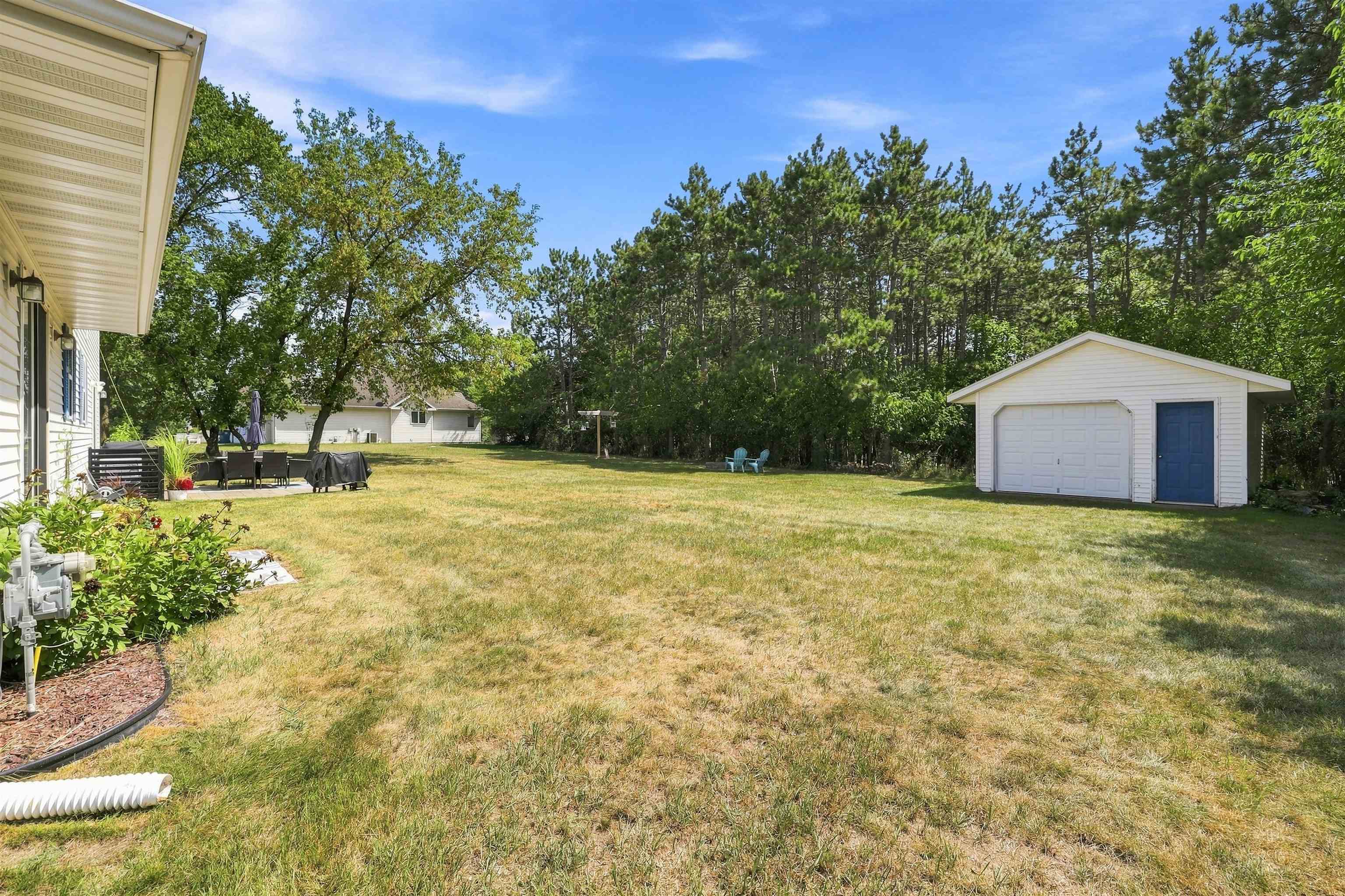 325 KING OLAVS LANE, Iola, Wisconsin 54945, 4 Bedrooms Bedrooms, ,2 BathroomsBathrooms,Residential,For Sale,325 KING OLAVS LANE,22604727