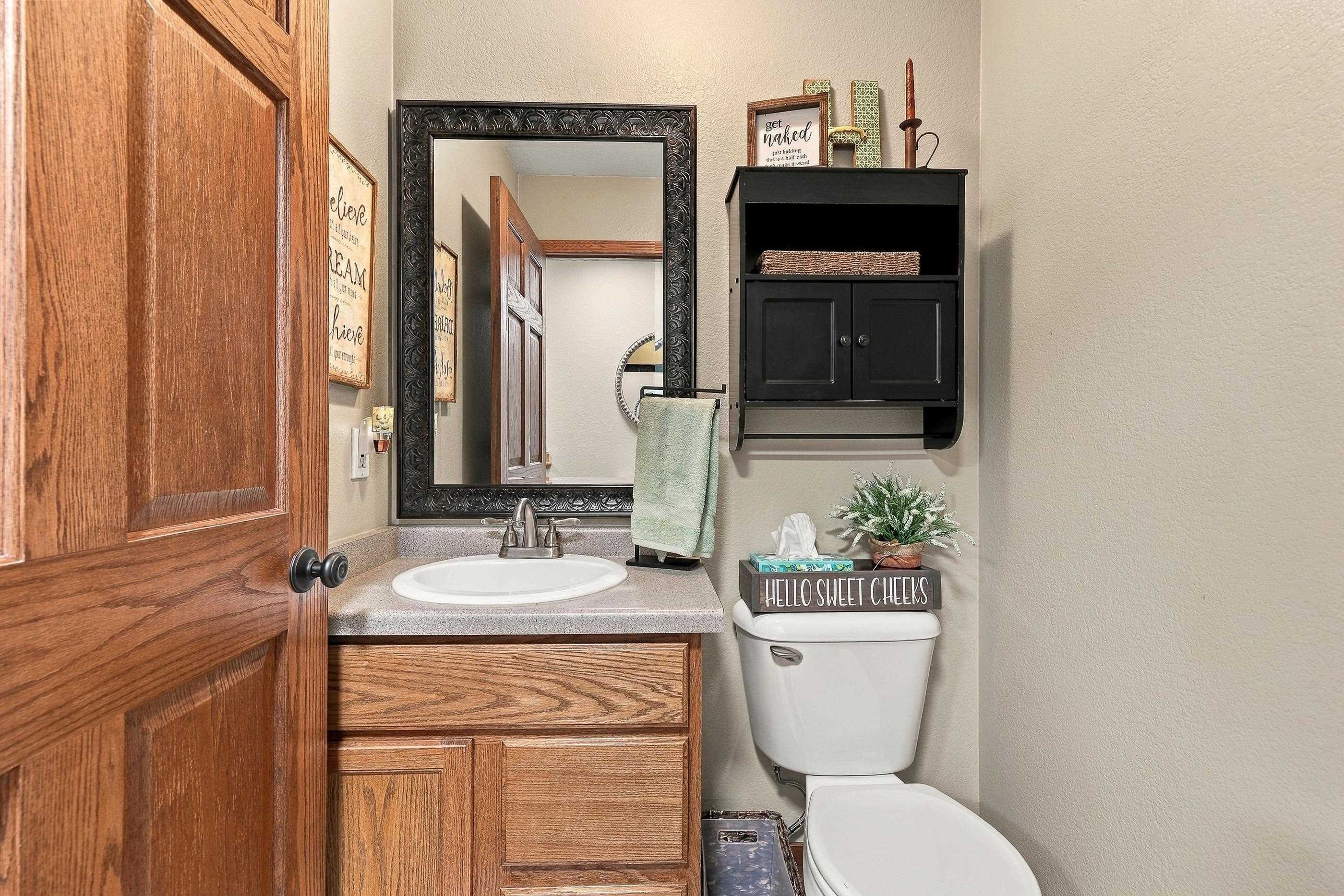 325 KING OLAVS LANE, Iola, Wisconsin 54945, 4 Bedrooms Bedrooms, ,2 BathroomsBathrooms,Residential,For Sale,325 KING OLAVS LANE,22604727