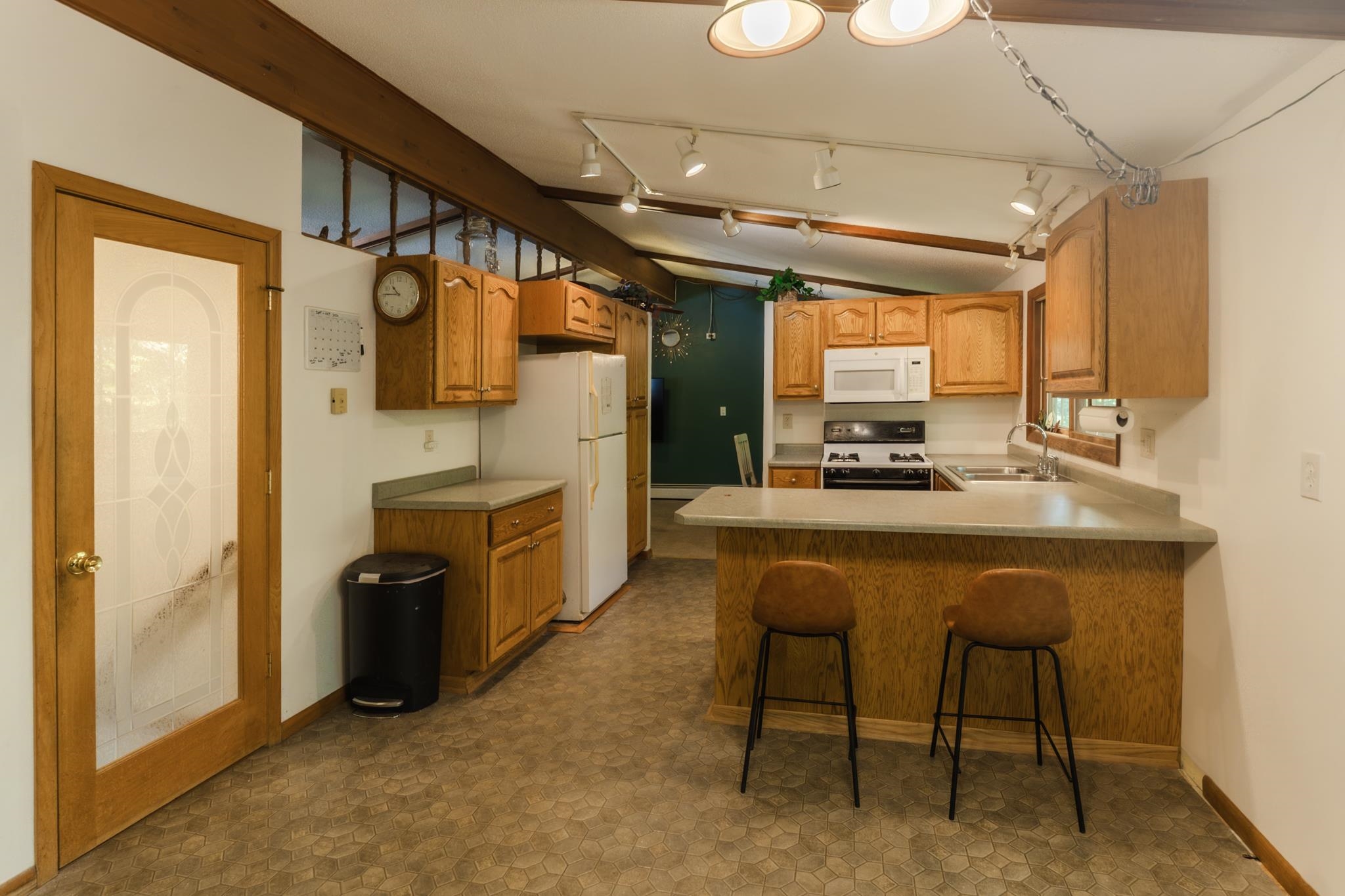 3179 BLUEGILL ROAD, Rhinelander, Wisconsin 54501, 4 Bedrooms Bedrooms, ,3 BathroomsBathrooms,Residential,For Sale,3179 BLUEGILL ROAD,22604728