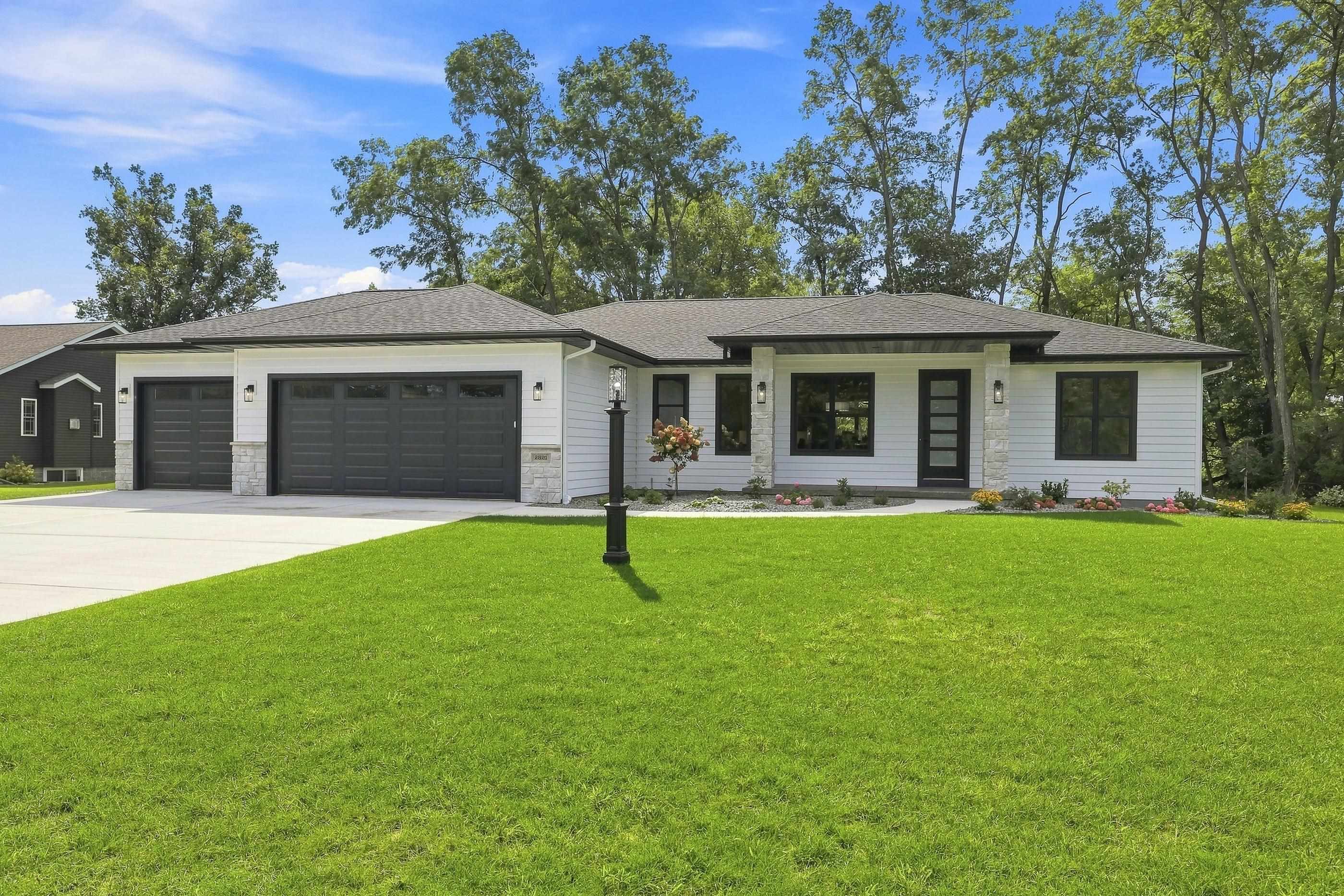 2321 BROOKE LANE, Stevens Point, Wisconsin 54481, 4 Bedrooms Bedrooms, ,3 BathroomsBathrooms,Residential,For Sale,2321 BROOKE LANE,22604730