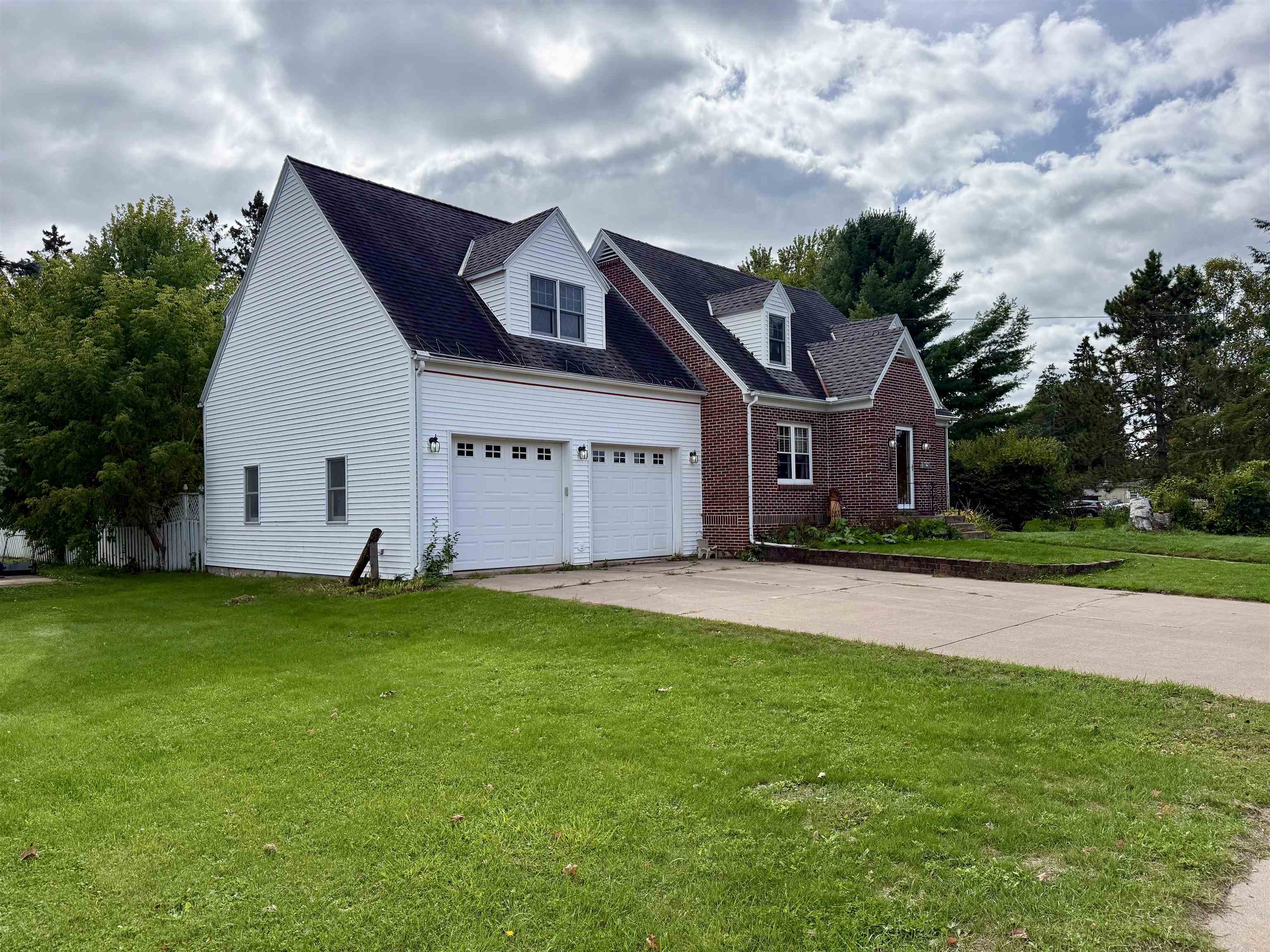 141 FOREST AVENUE, Phillips, Wisconsin 54555, 5 Bedrooms Bedrooms, ,2 BathroomsBathrooms,Residential,For Sale,141 FOREST AVENUE,22604732