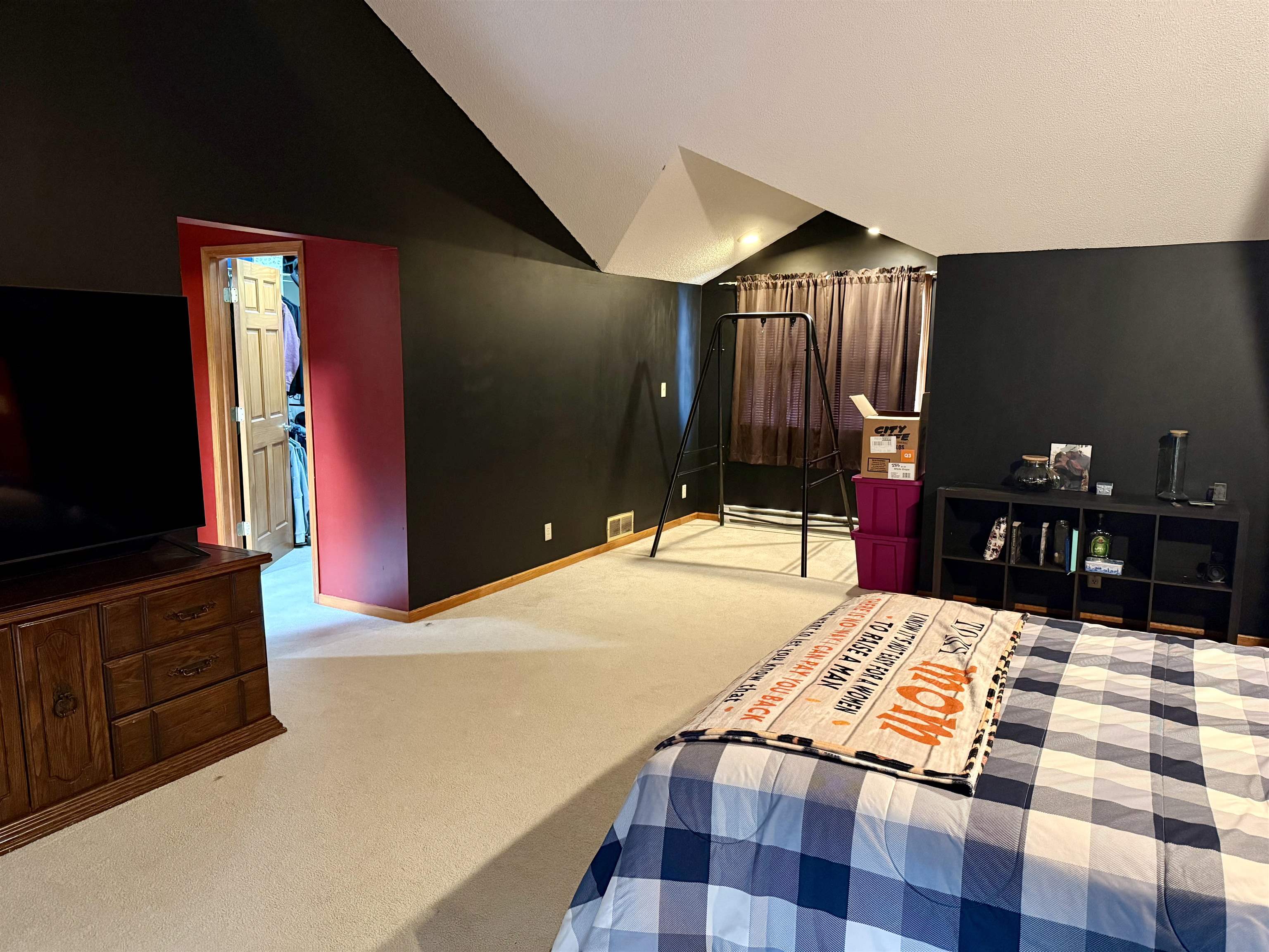 141 FOREST AVENUE, Phillips, Wisconsin 54555, 5 Bedrooms Bedrooms, ,2 BathroomsBathrooms,Residential,For Sale,141 FOREST AVENUE,22604732