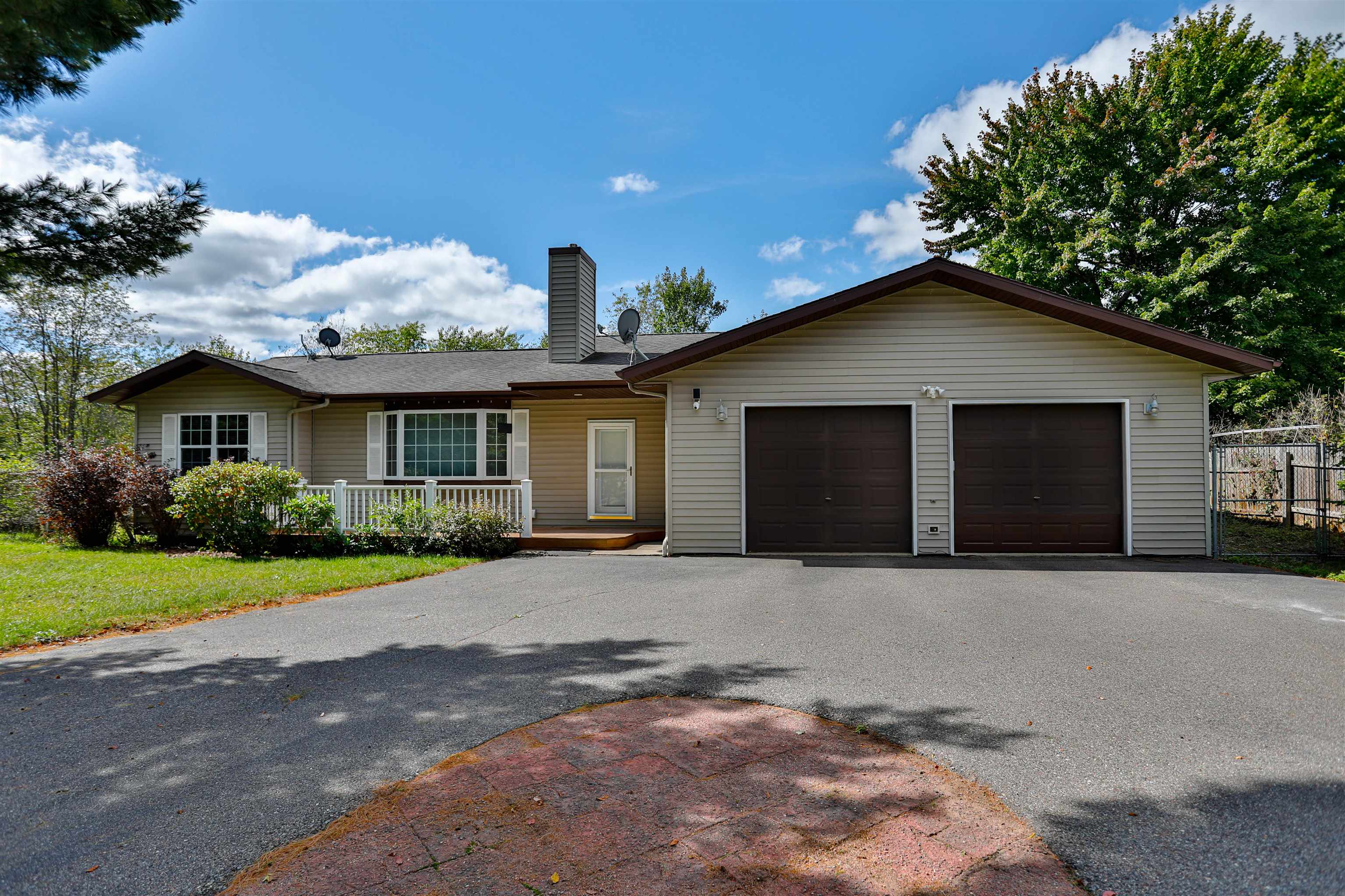 201740 DORIE LANE, Mosinee, Wisconsin 54455, 3 Bedrooms Bedrooms, ,2 BathroomsBathrooms,Residential,For Sale,201740 DORIE LANE,22604734