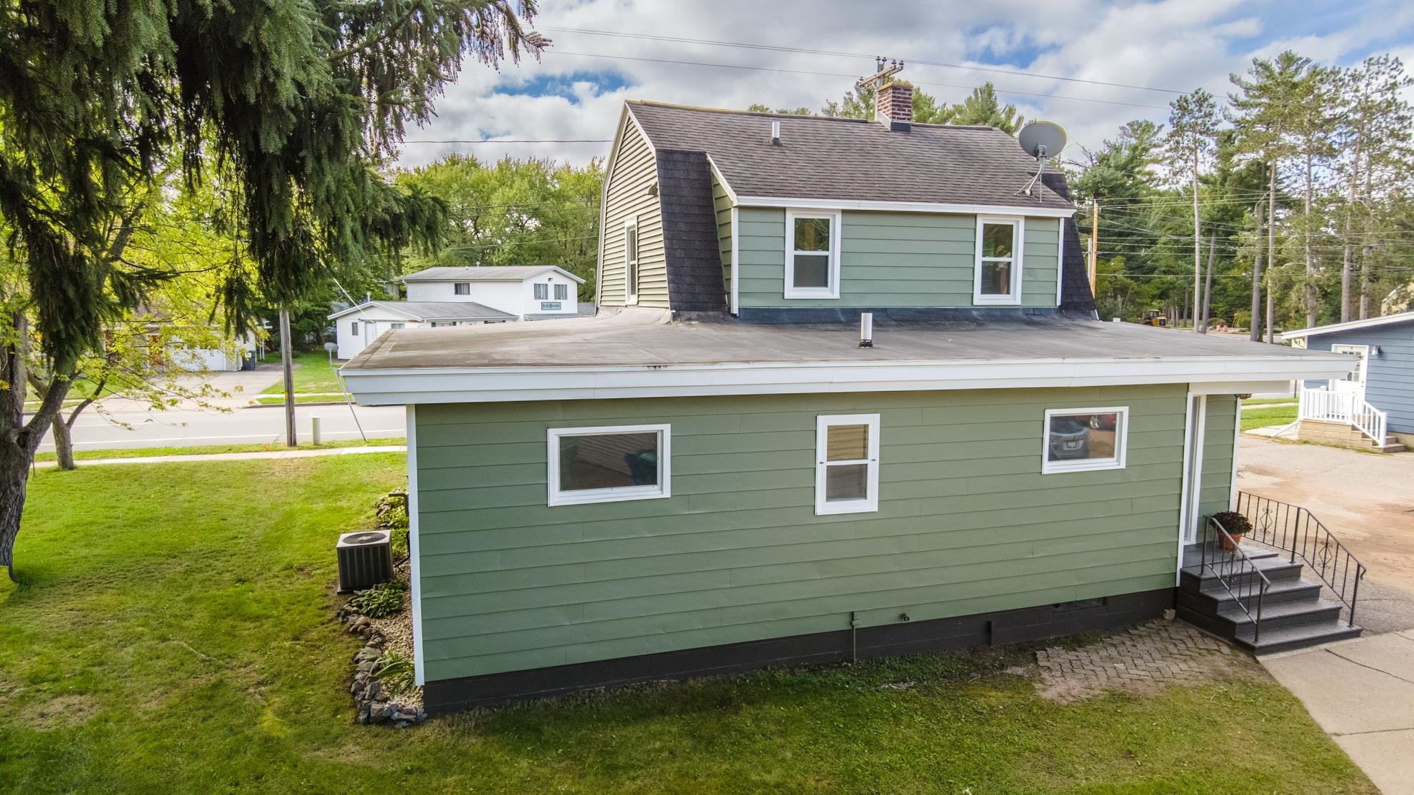108 E KORT STREET, Schofield, Wisconsin 54476, 4 Bedrooms Bedrooms, ,2 BathroomsBathrooms,Residential,For Sale,108 E KORT STREET,22604742