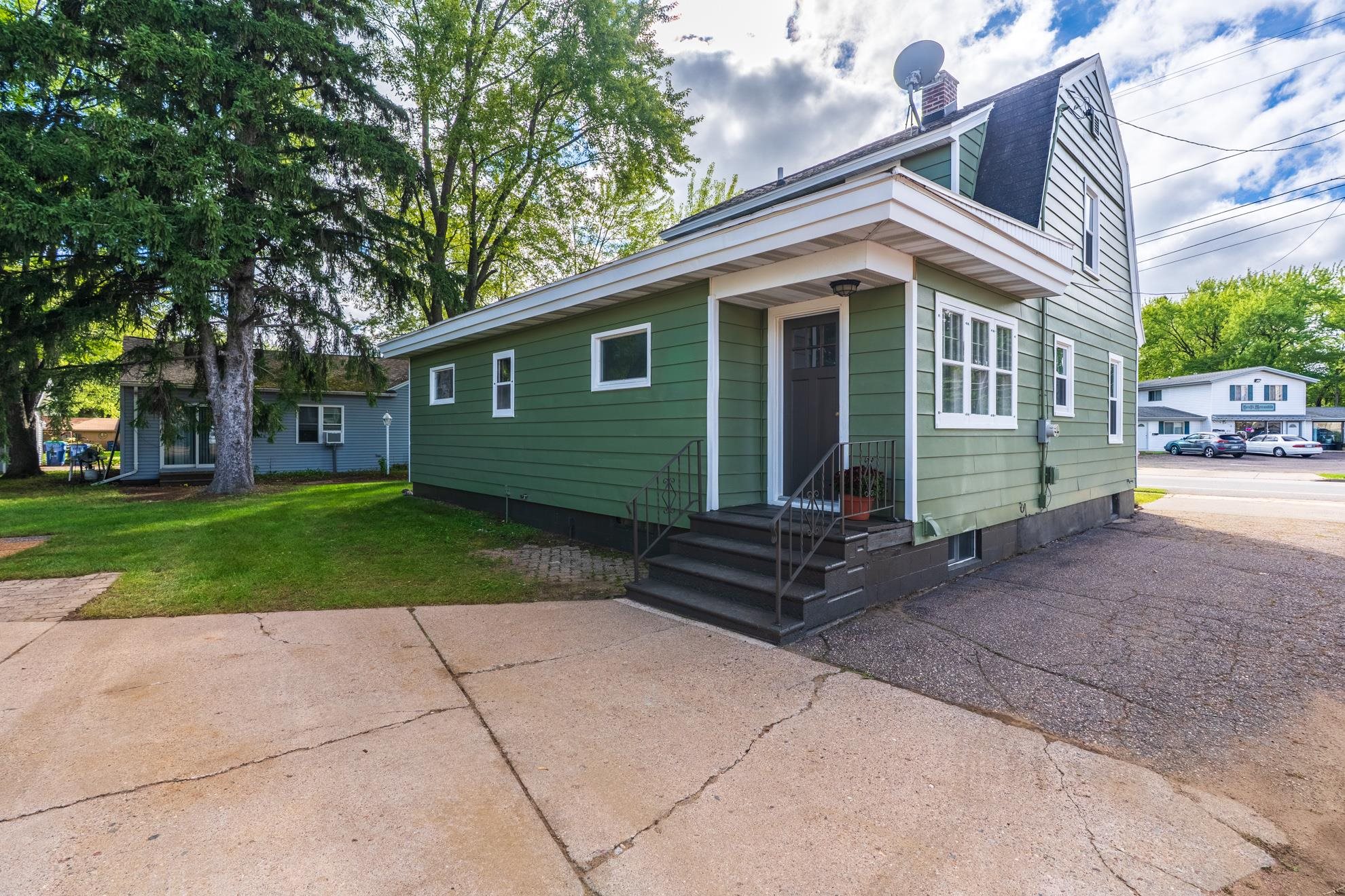 108 E KORT STREET, Schofield, Wisconsin 54476, 4 Bedrooms Bedrooms, ,2 BathroomsBathrooms,Residential,For Sale,108 E KORT STREET,22604742