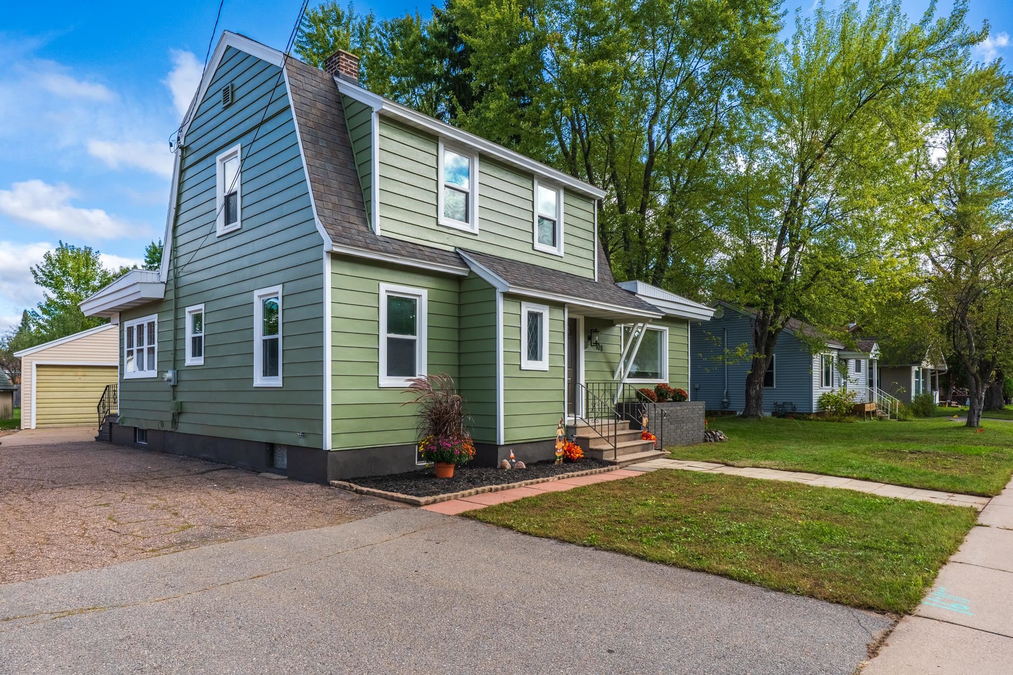 108 E KORT STREET, Schofield, Wisconsin 54476, 4 Bedrooms Bedrooms, ,2 BathroomsBathrooms,Residential,For Sale,108 E KORT STREET,22604742