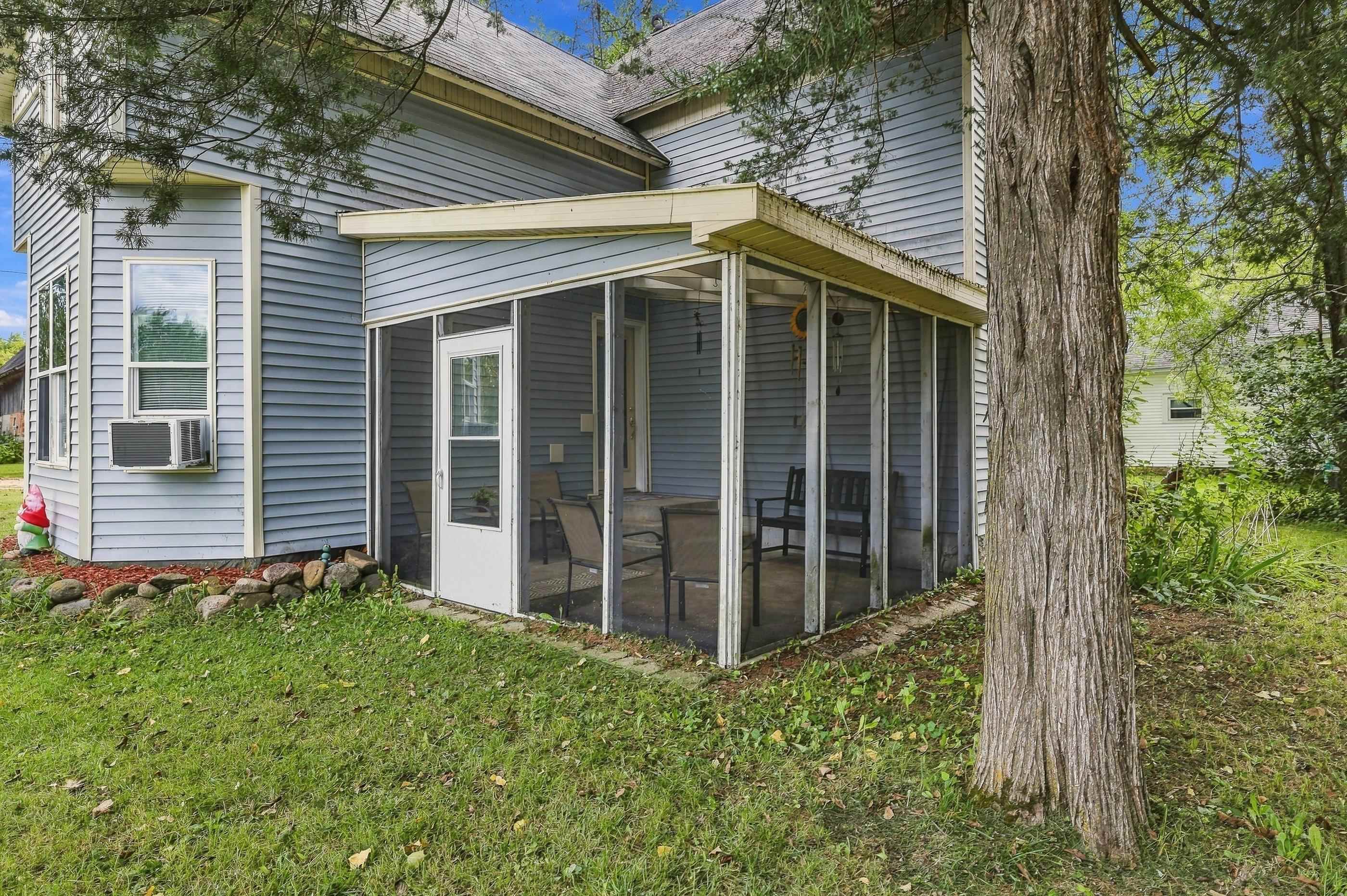 95 COUNTY ROAD J, Almond, Wisconsin 54909, 4 Bedrooms Bedrooms, ,2 BathroomsBathrooms,Residential,For Sale,95 COUNTY ROAD J,22604745