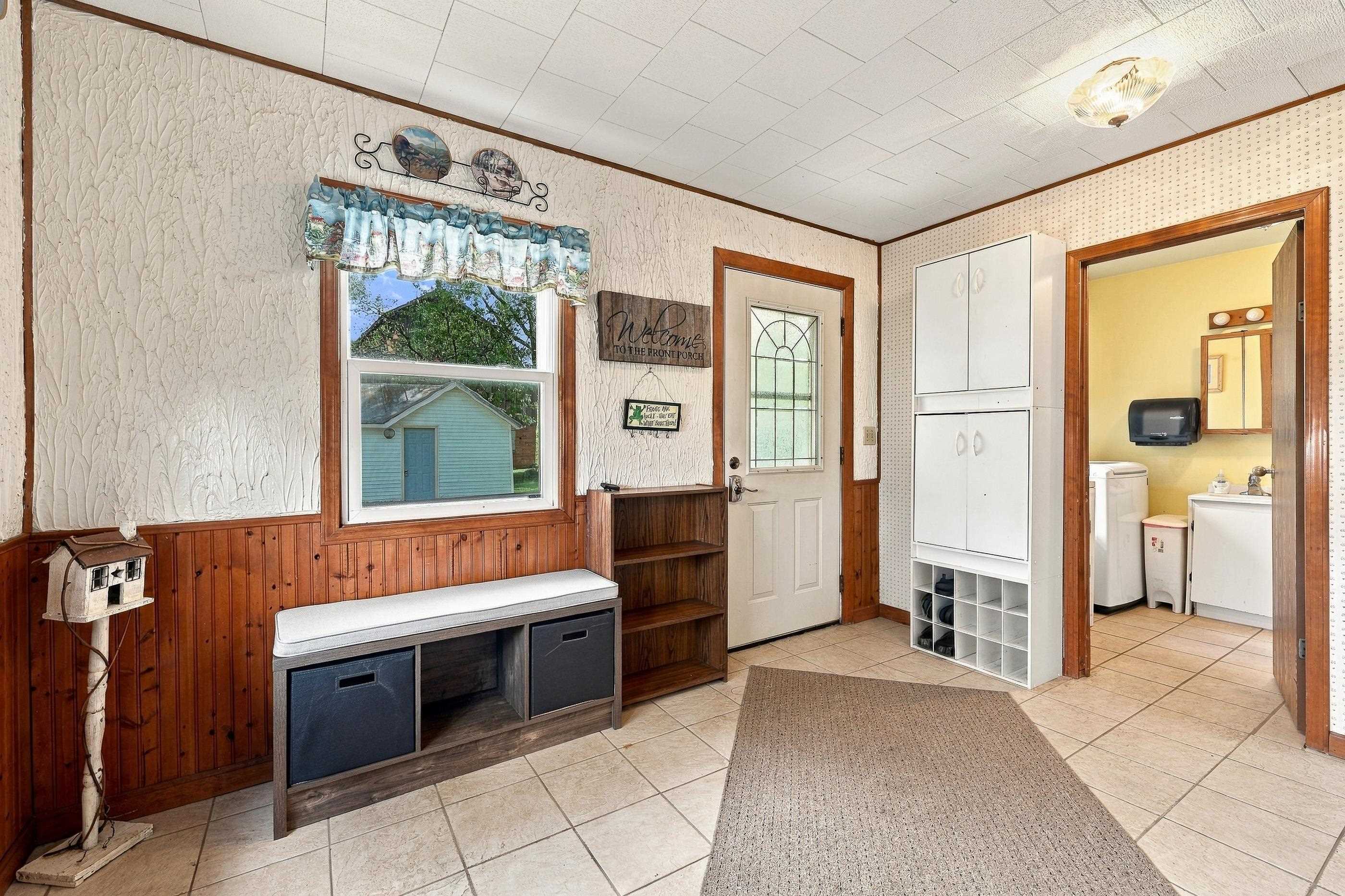 95 COUNTY ROAD J, Almond, Wisconsin 54909, 4 Bedrooms Bedrooms, ,2 BathroomsBathrooms,Residential,For Sale,95 COUNTY ROAD J,22604745