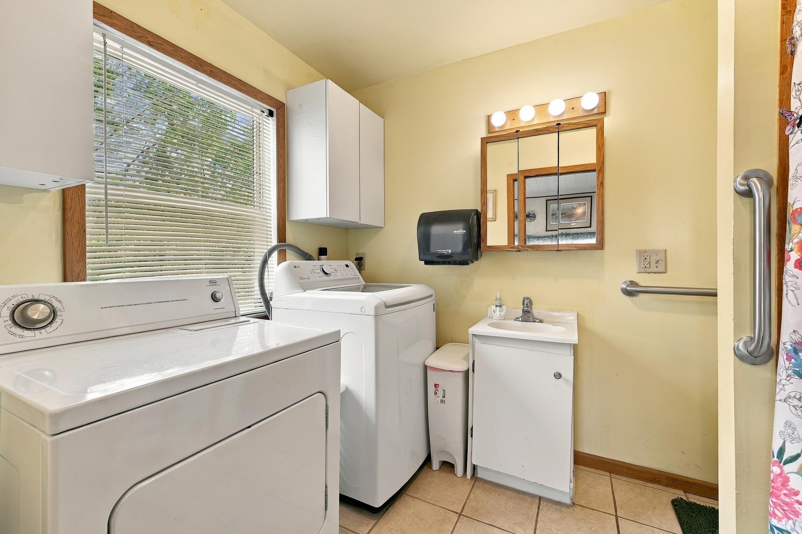 95 COUNTY ROAD J, Almond, Wisconsin 54909, 4 Bedrooms Bedrooms, ,2 BathroomsBathrooms,Residential,For Sale,95 COUNTY ROAD J,22604745