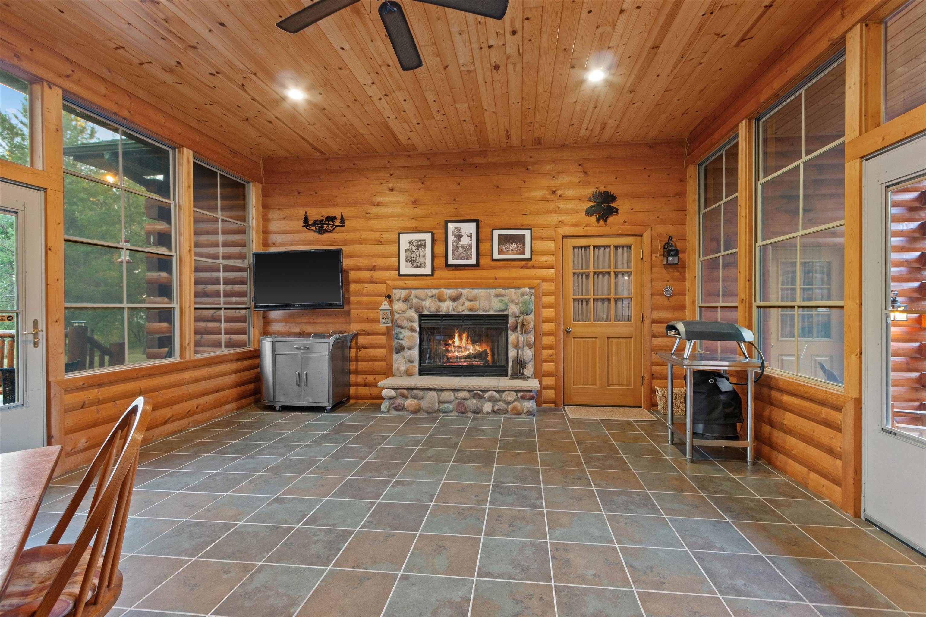 N13436 19TH AVENUE, Necedah, Wisconsin 54646, 4 Bedrooms Bedrooms, ,3 BathroomsBathrooms,Residential,For Sale,N13436 19TH AVENUE,22604746