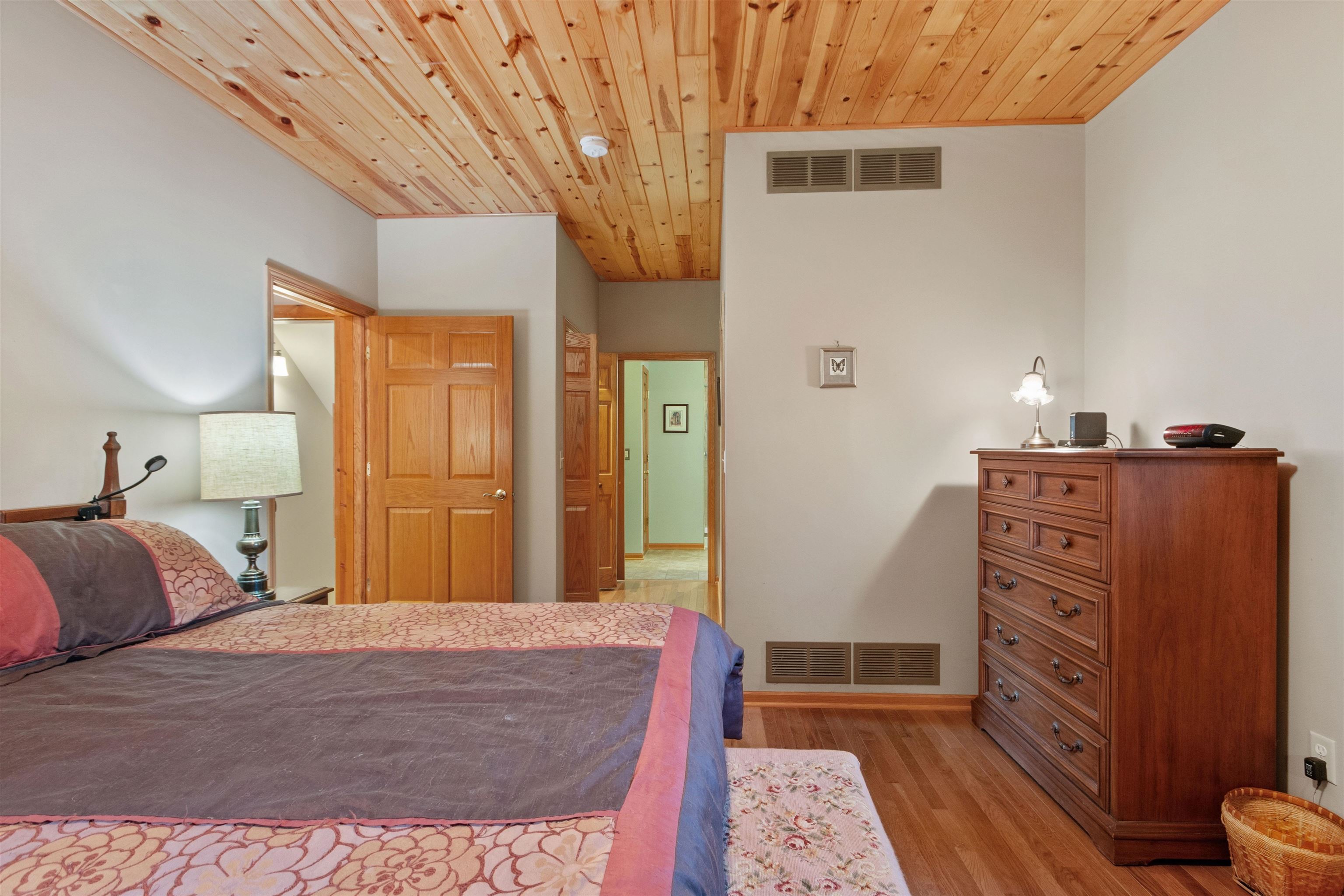 N13436 19TH AVENUE, Necedah, Wisconsin 54646, 4 Bedrooms Bedrooms, ,3 BathroomsBathrooms,Residential,For Sale,N13436 19TH AVENUE,22604746