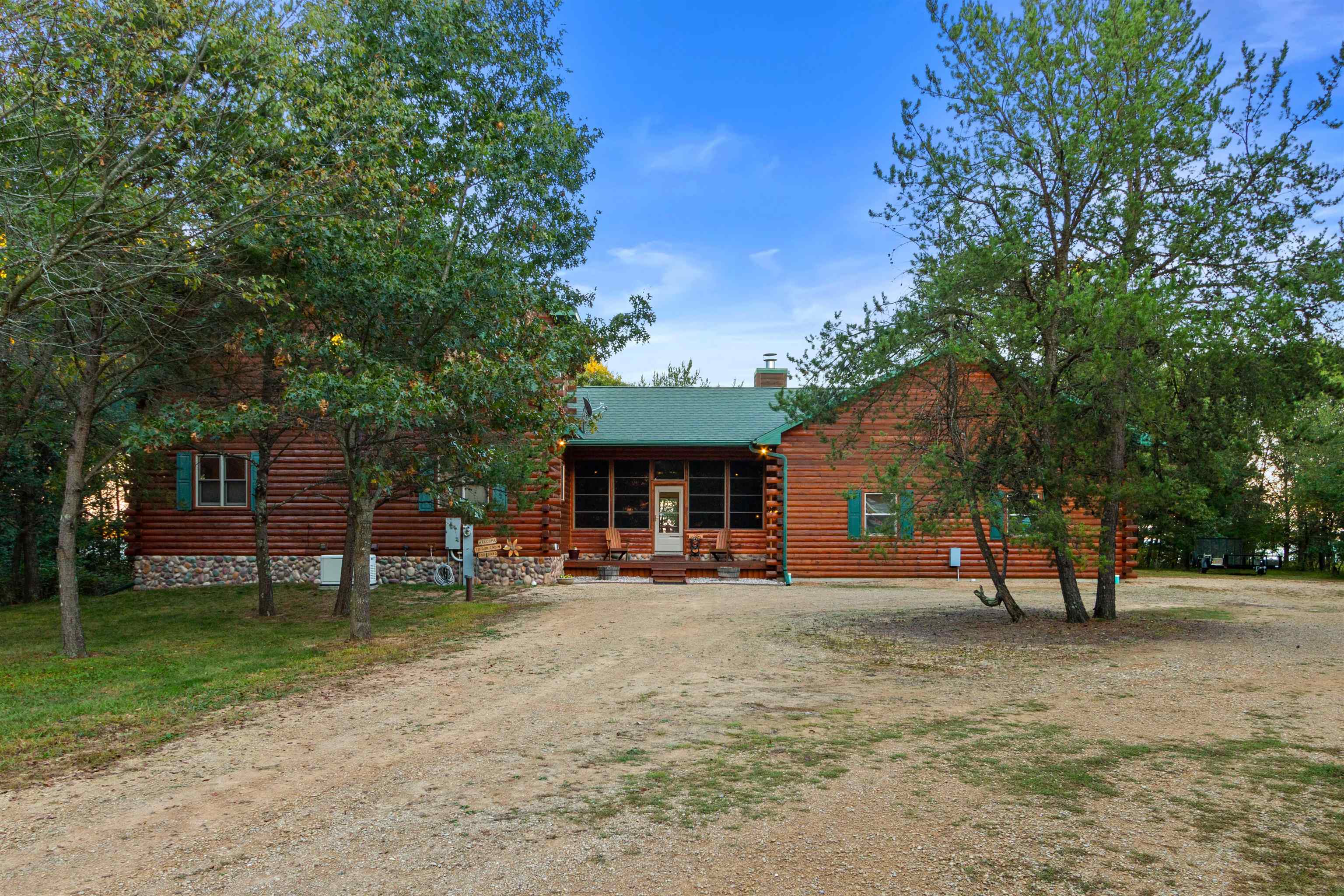 N13436 19TH AVENUE, Necedah, Wisconsin 54646, 4 Bedrooms Bedrooms, ,3 BathroomsBathrooms,Residential,For Sale,N13436 19TH AVENUE,22604746