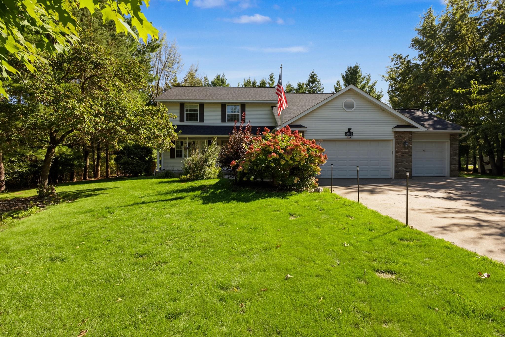 2340 OK BLUFF CIRCLE, Plover, Wisconsin 54467, 4 Bedrooms Bedrooms, ,3 BathroomsBathrooms,Residential,For Sale,2340 OK BLUFF CIRCLE,22604748