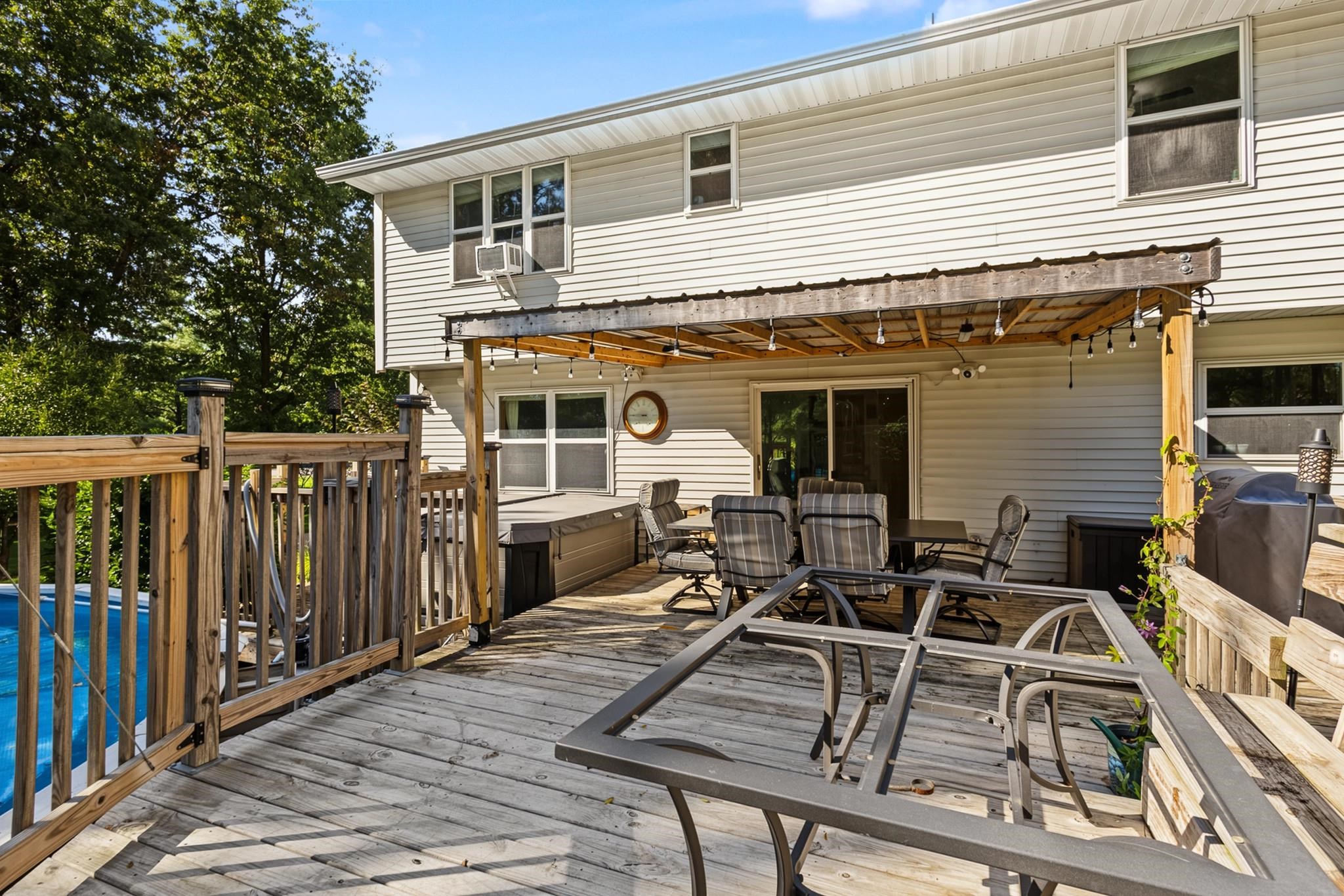 2340 OK BLUFF CIRCLE, Plover, Wisconsin 54467, 4 Bedrooms Bedrooms, ,3 BathroomsBathrooms,Residential,For Sale,2340 OK BLUFF CIRCLE,22604748