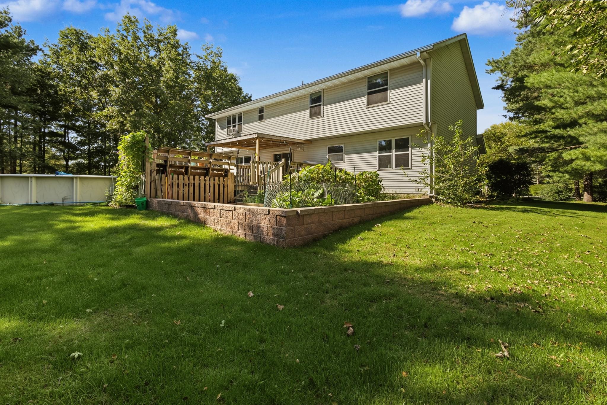 2340 OK BLUFF CIRCLE, Plover, Wisconsin 54467, 4 Bedrooms Bedrooms, ,3 BathroomsBathrooms,Residential,For Sale,2340 OK BLUFF CIRCLE,22604748