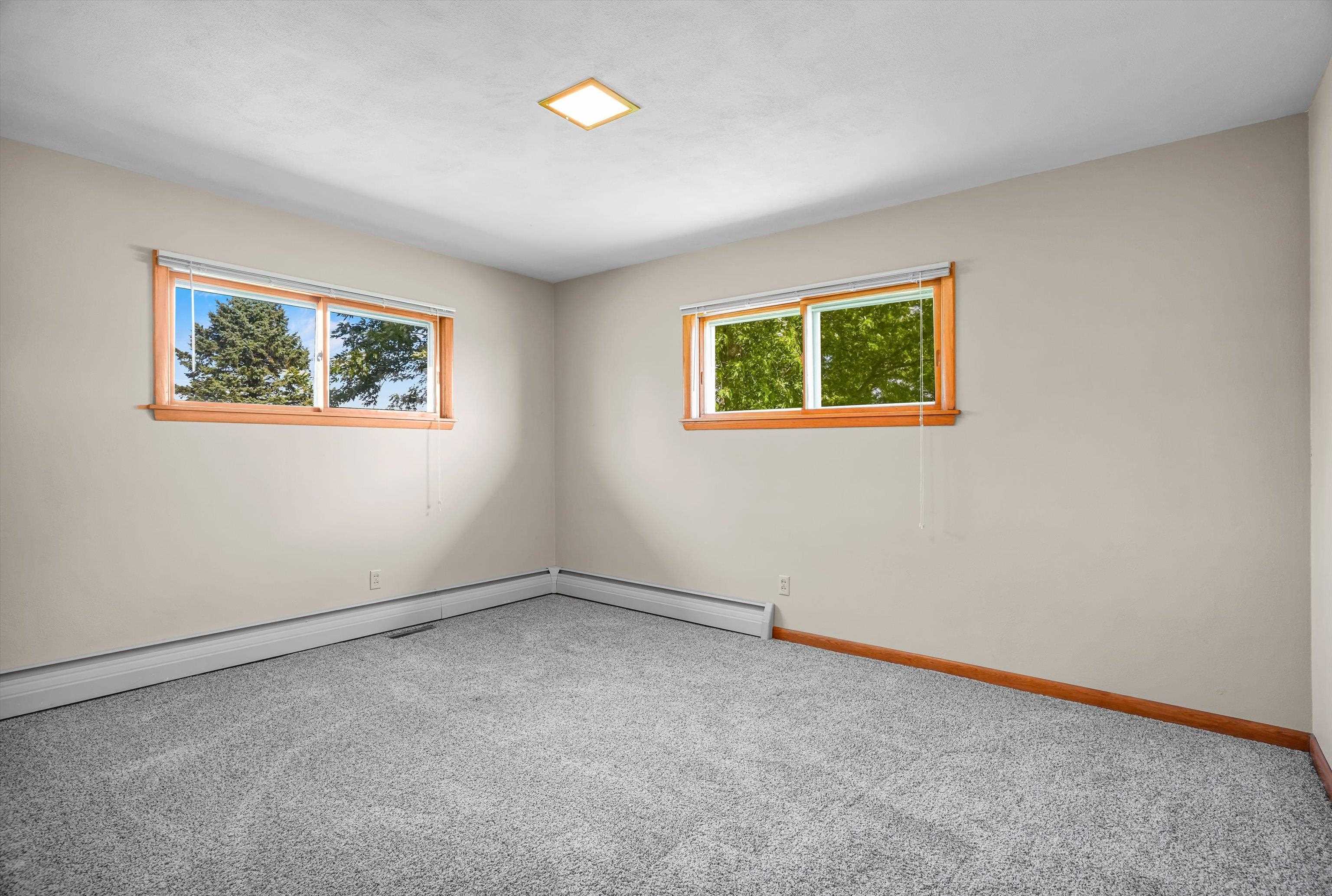 721 W UPHAM STREET, Marshfield, Wisconsin 54449, 3 Bedrooms Bedrooms, ,1 BathroomBathrooms,Residential,For Sale,721 W UPHAM STREET,22604749