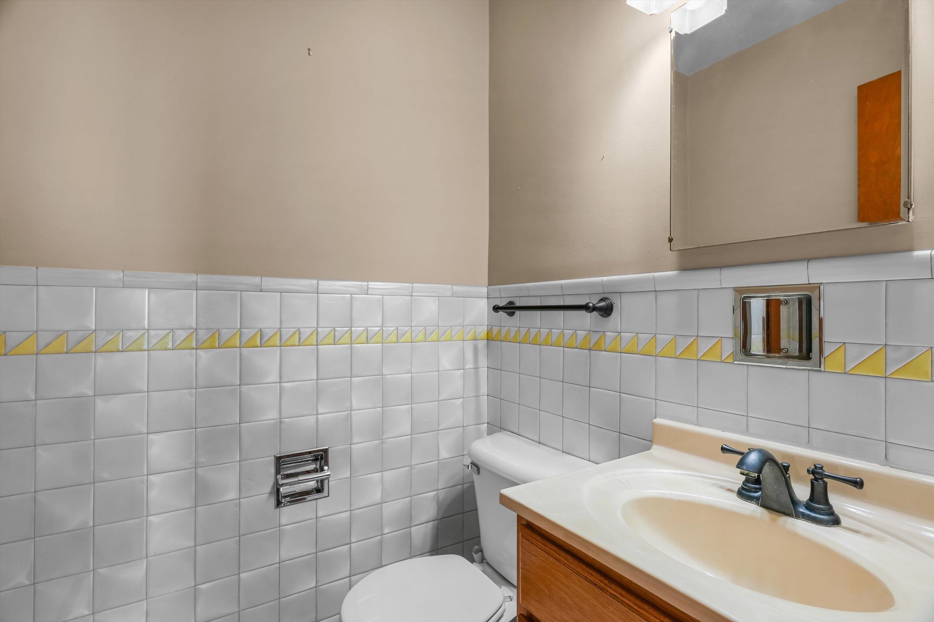721 W UPHAM STREET, Marshfield, Wisconsin 54449, 3 Bedrooms Bedrooms, ,1 BathroomBathrooms,Residential,For Sale,721 W UPHAM STREET,22604749