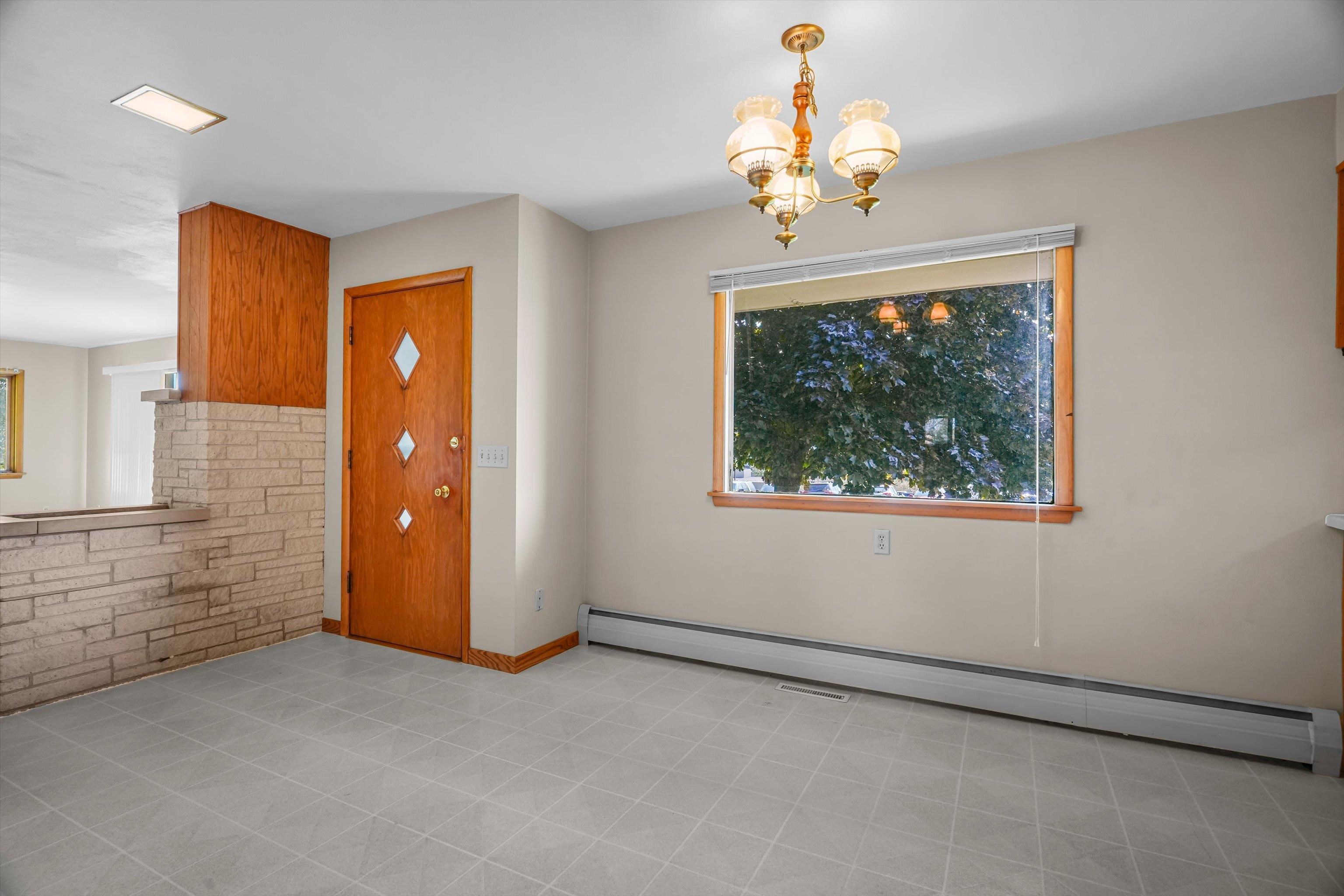 721 W UPHAM STREET, Marshfield, Wisconsin 54449, 3 Bedrooms Bedrooms, ,1 BathroomBathrooms,Residential,For Sale,721 W UPHAM STREET,22604749