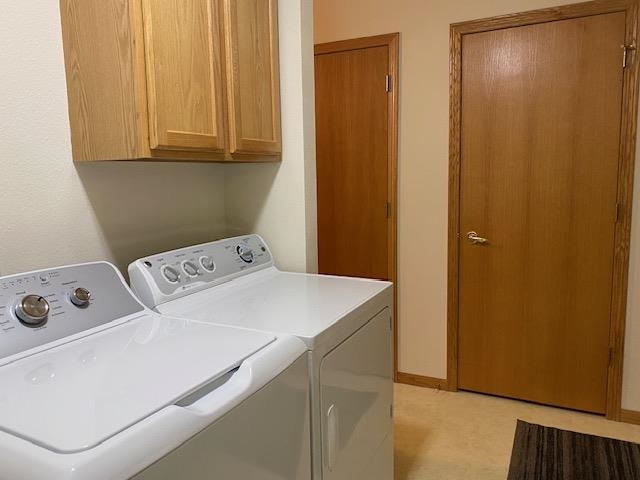 930 PINEWOOD LANE, Wausau, Wisconsin 54403, 3 Bedrooms Bedrooms, ,3 BathroomsBathrooms,Residential,For Sale,930 PINEWOOD LANE,22604754