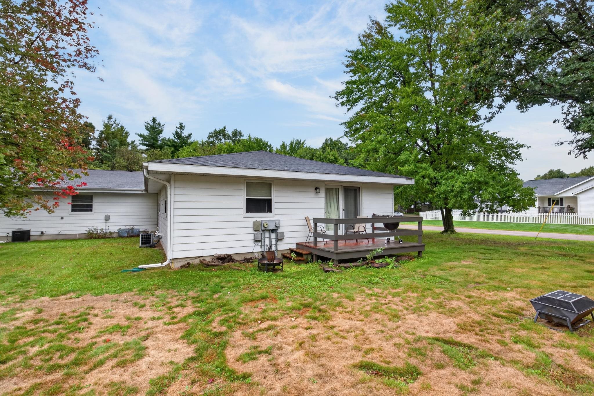 2711 NORTON STREET, Wisconsin Rapids, Wisconsin 54494, 2 Bedrooms Bedrooms, 4 Rooms Rooms,1 BathroomBathrooms,Multi-family,For Sale,2711 NORTON STREET,22604756