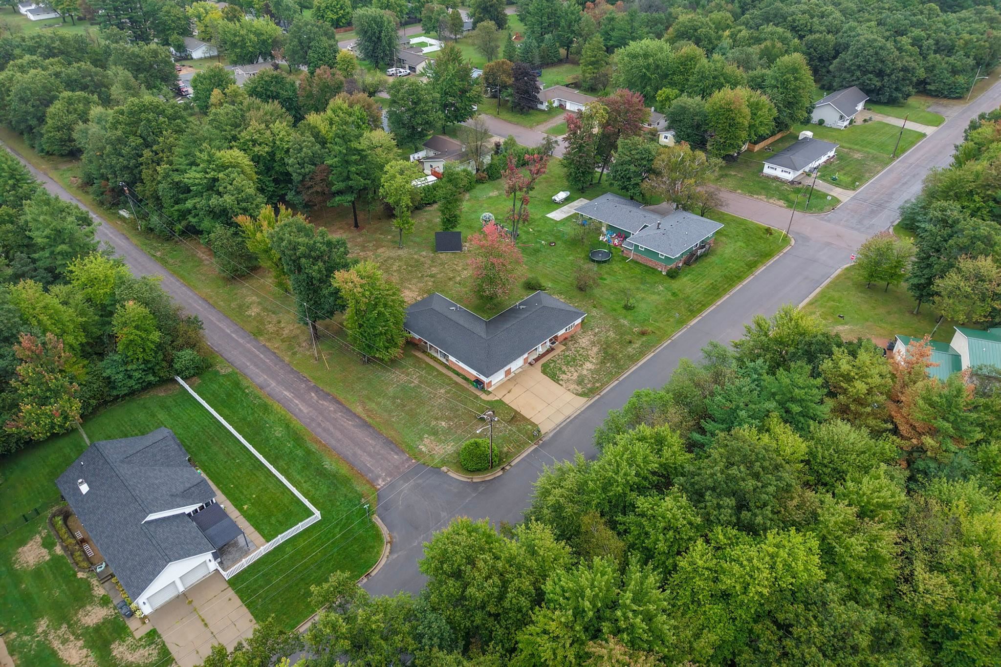 2711 NORTON STREET, Wisconsin Rapids, Wisconsin 54494, 2 Bedrooms Bedrooms, 4 Rooms Rooms,1 BathroomBathrooms,Multi-family,For Sale,2711 NORTON STREET,22604756