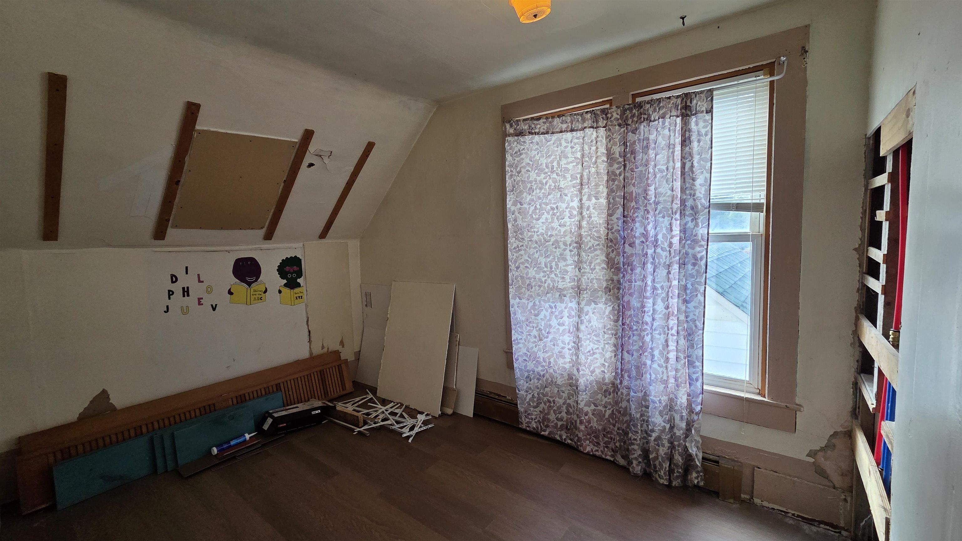 301 E 1ST STREET, Merrill, Wisconsin 54452, 2 Bedrooms Bedrooms, ,1 BathroomBathrooms,Residential,For Sale,301 E 1ST STREET,22604761