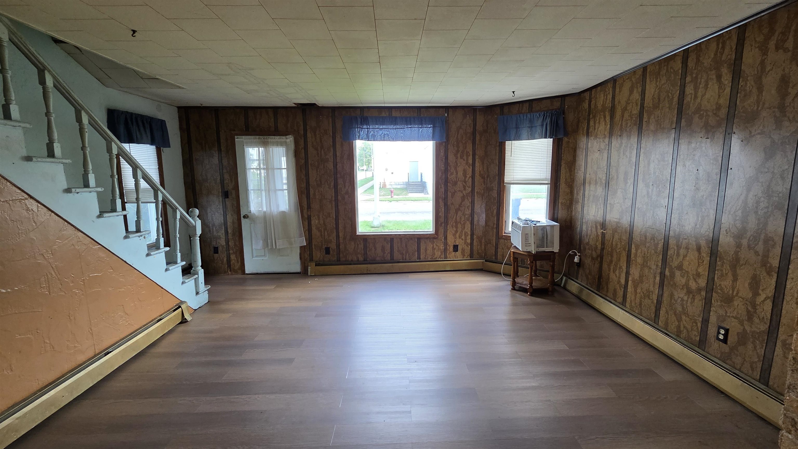 301 E 1ST STREET, Merrill, Wisconsin 54452, 2 Bedrooms Bedrooms, ,1 BathroomBathrooms,Residential,For Sale,301 E 1ST STREET,22604761