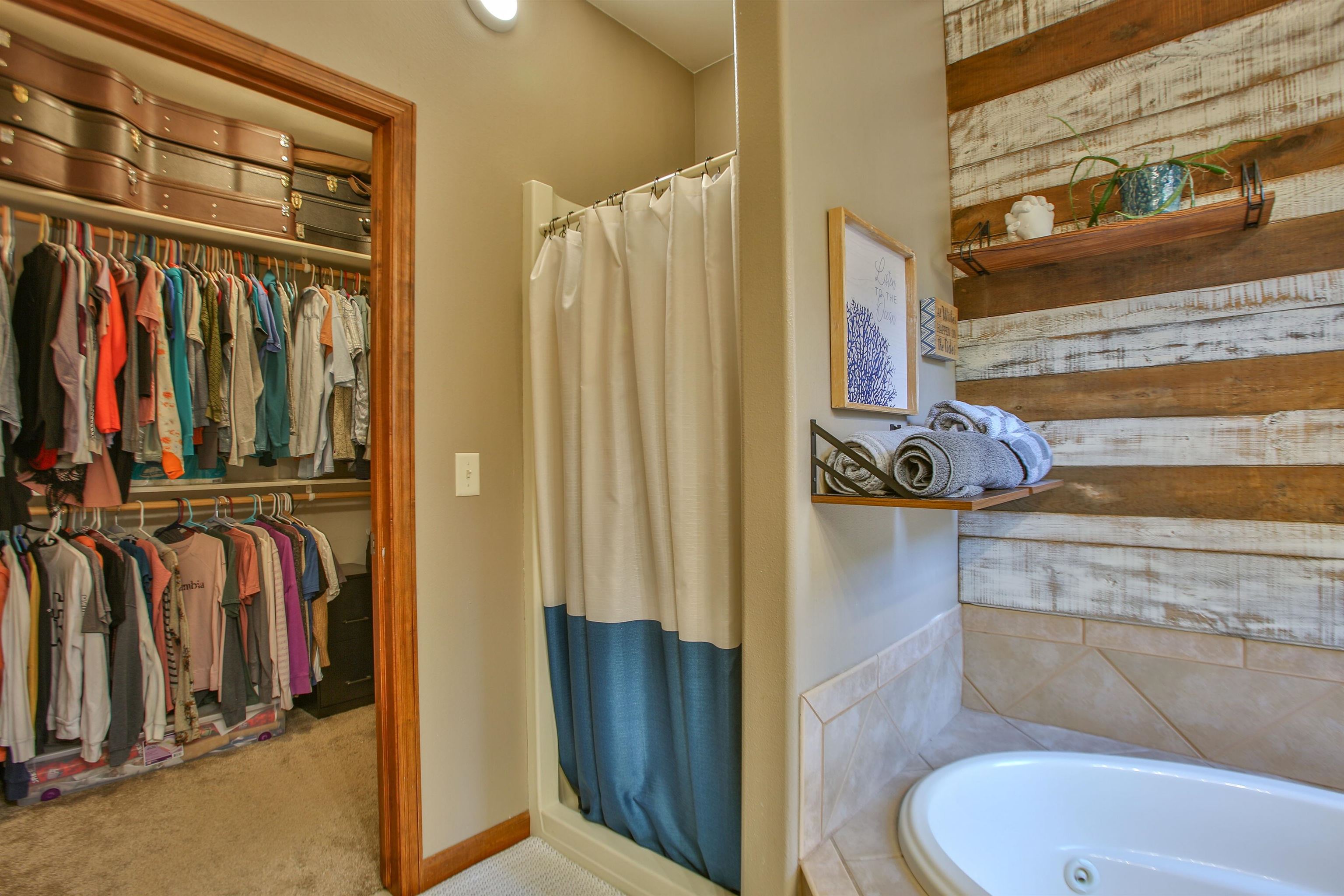 224034 LAURIE ANN LANE, Wausau, Wisconsin 54401, 5 Bedrooms Bedrooms, ,3 BathroomsBathrooms,Residential,For Sale,224034 LAURIE ANN LANE,22604774