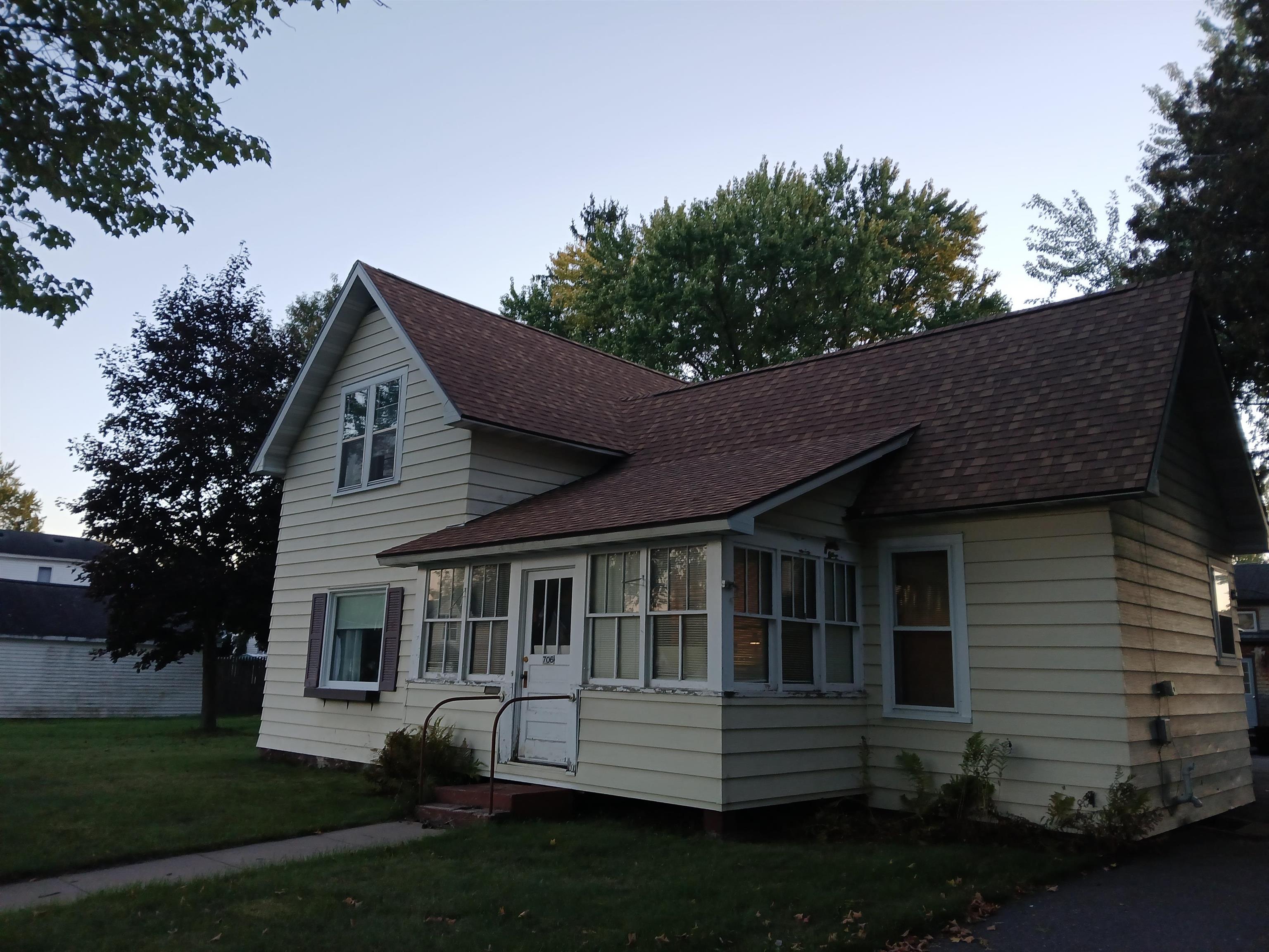 706 CHIPPEWA STREET, Merrill, Wisconsin 54452, 2 Bedrooms Bedrooms, ,1 BathroomBathrooms,Residential,For Sale,706 CHIPPEWA STREET,22604778