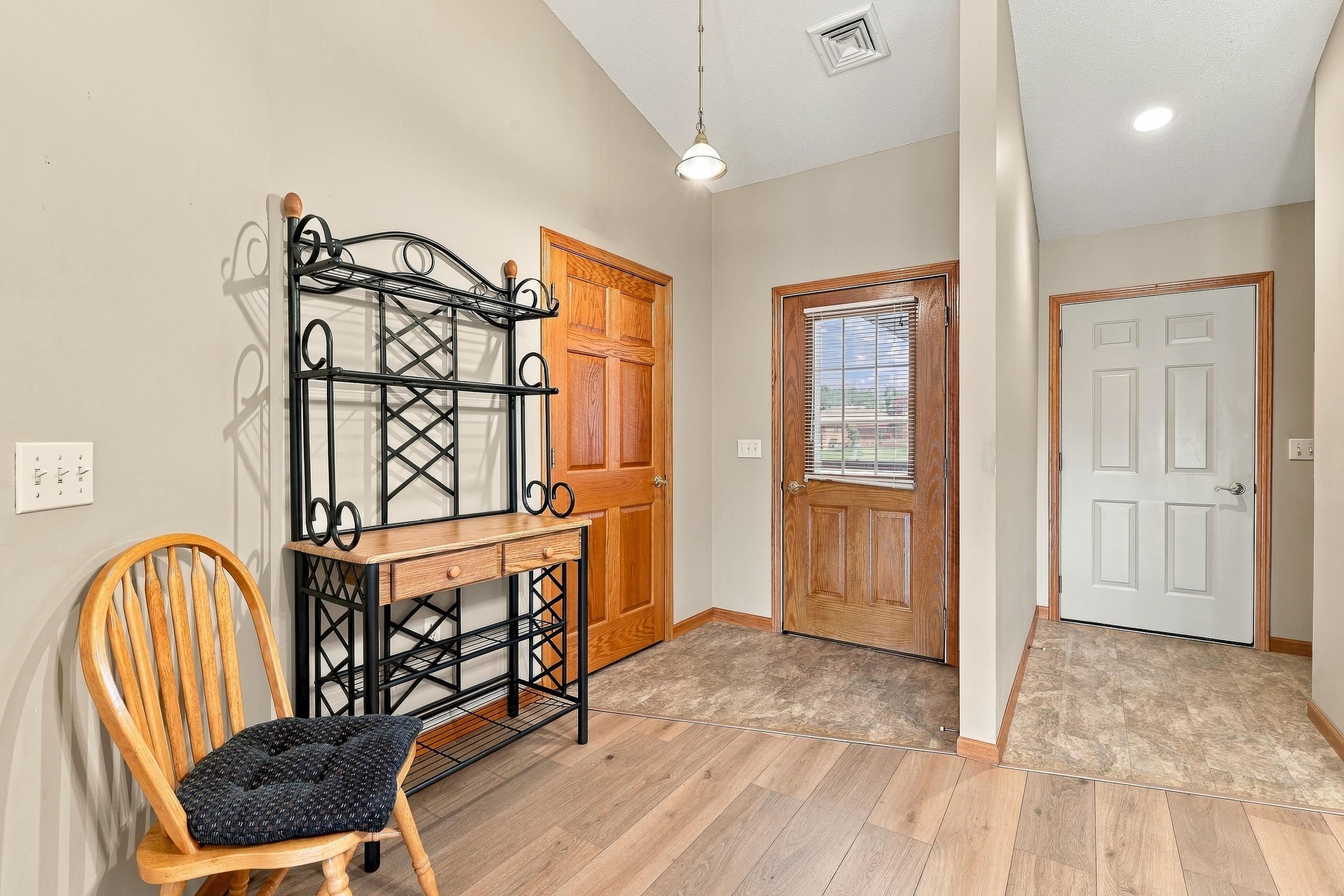 1019 JASMINE LANE, Stevens Point, Wisconsin 54482, 2 Bedrooms Bedrooms, ,2 BathroomsBathrooms,Residential,For Sale,1019 JASMINE LANE,22604780