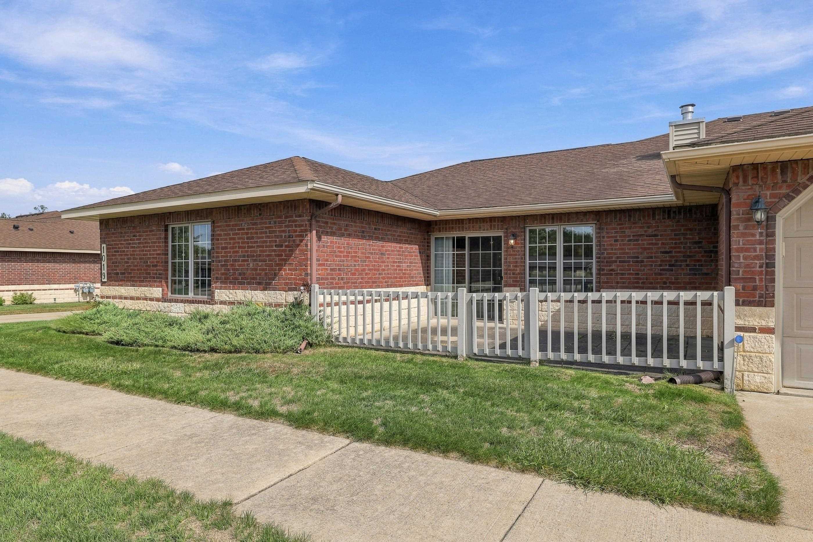 1019 JASMINE LANE, Stevens Point, Wisconsin 54482, 2 Bedrooms Bedrooms, ,2 BathroomsBathrooms,Residential,For Sale,1019 JASMINE LANE,22604780