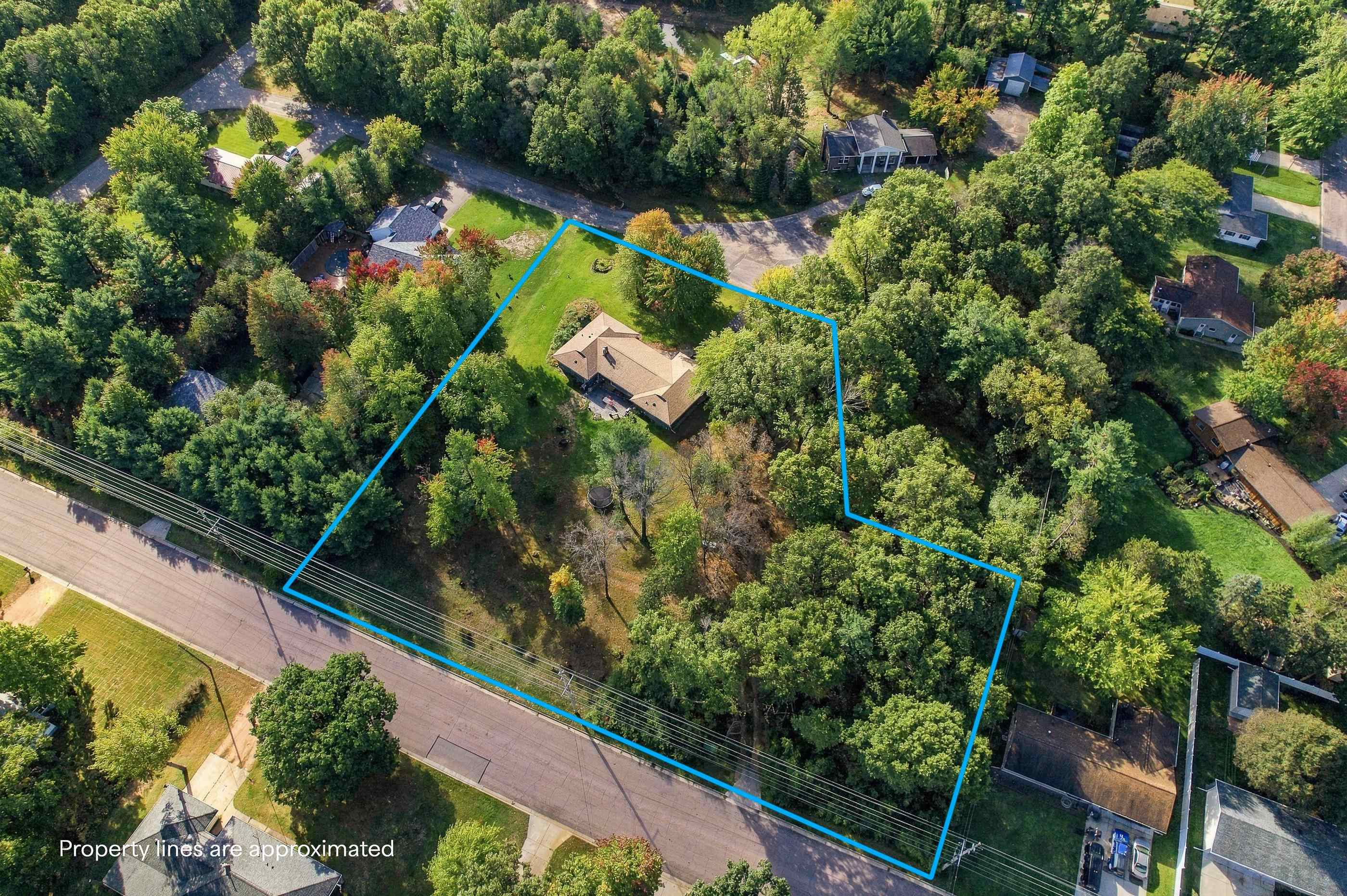 1911 SHAMROCK LANE, Wisconsin Rapids, Wisconsin 54494, 5 Bedrooms Bedrooms, ,3 BathroomsBathrooms,Residential,For Sale,1911 SHAMROCK LANE,22604782