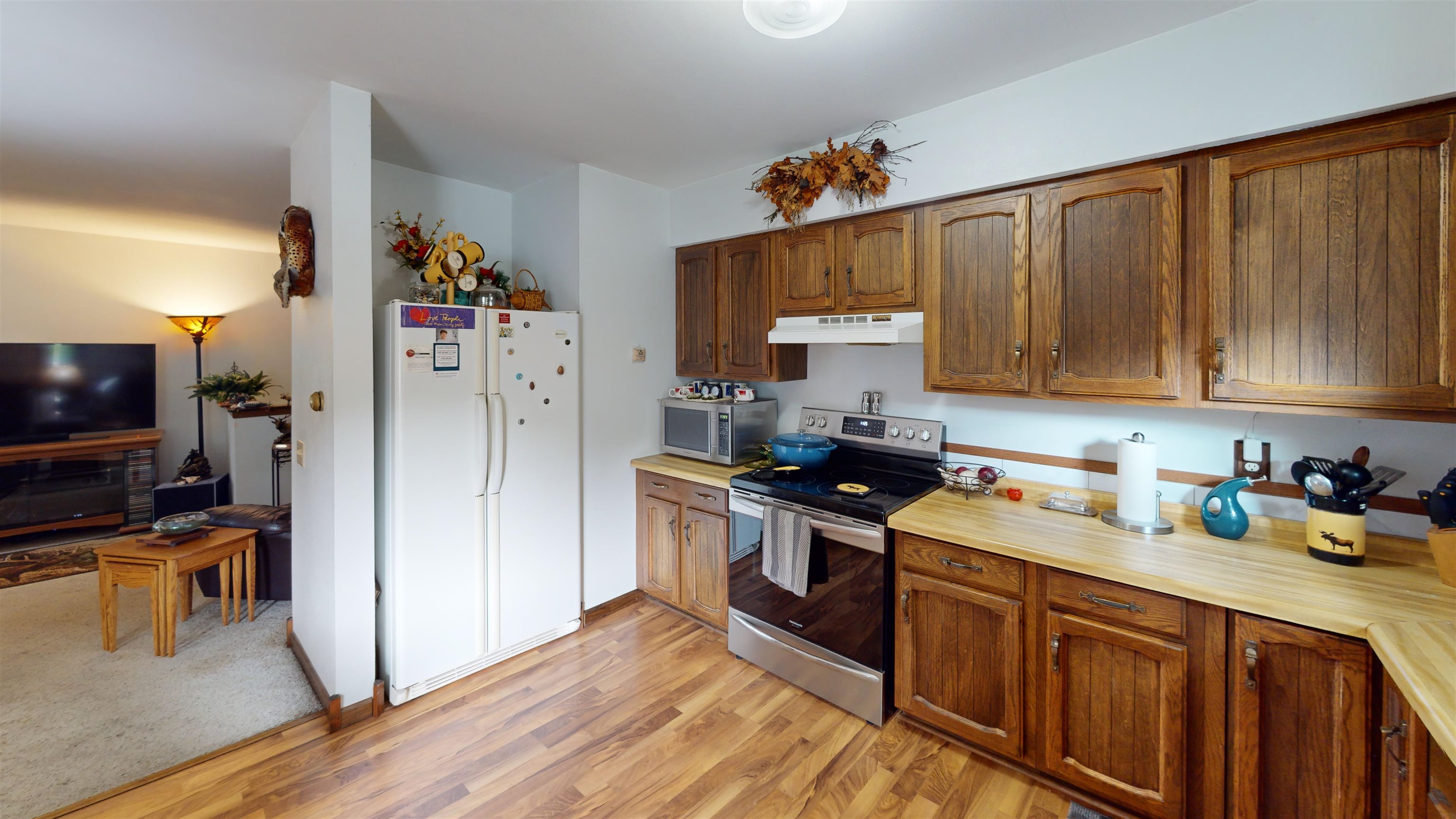 109-111 S ADAMS AVENUE, Marshfield, Wisconsin 54449, 2 Bedrooms Bedrooms, ,1 BathroomBathrooms,Multi-family,For Sale,109-111 S ADAMS AVENUE,22604786