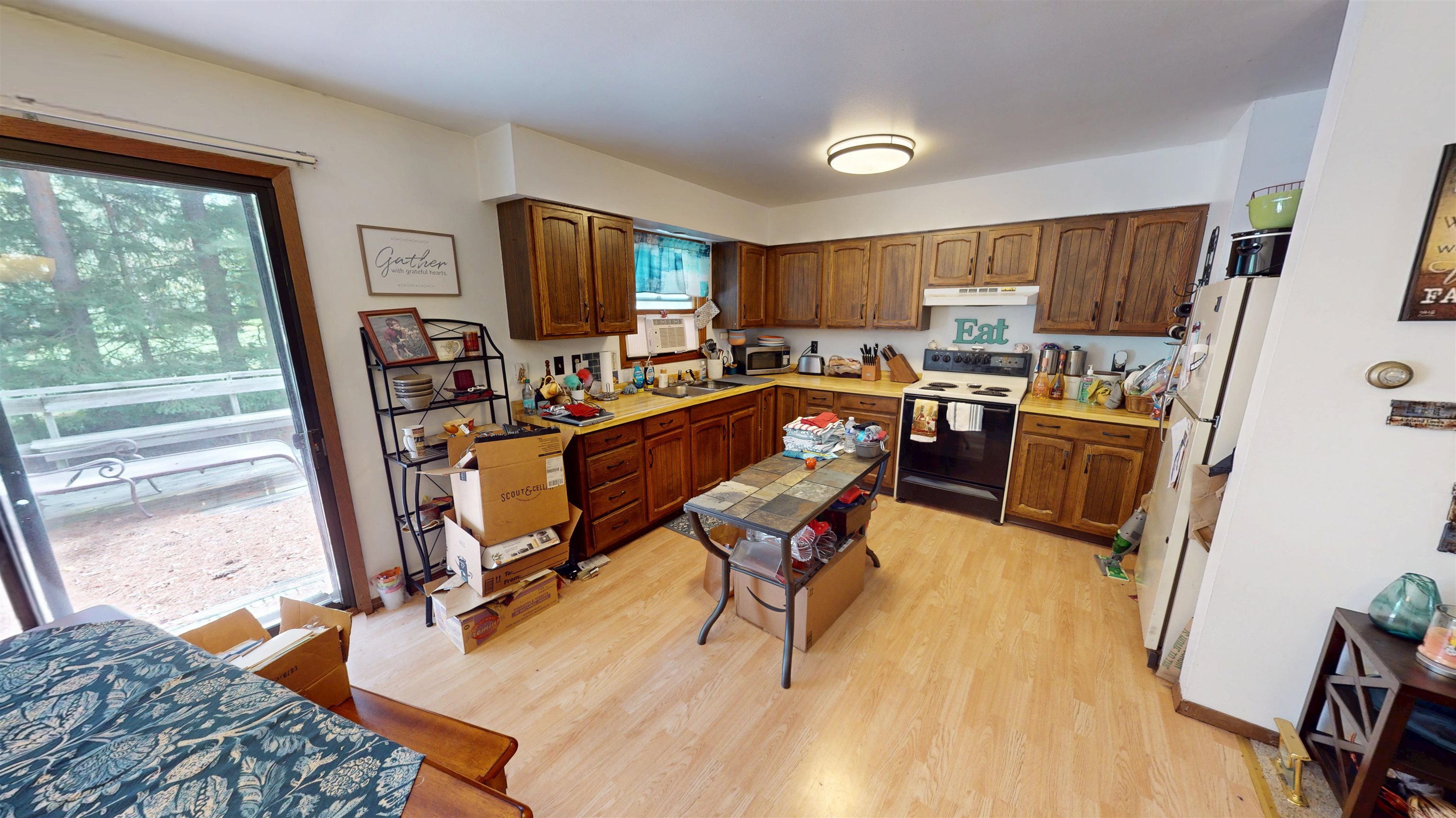109-111 S ADAMS AVENUE, Marshfield, Wisconsin 54449, 2 Bedrooms Bedrooms, ,1 BathroomBathrooms,Multi-family,For Sale,109-111 S ADAMS AVENUE,22604786