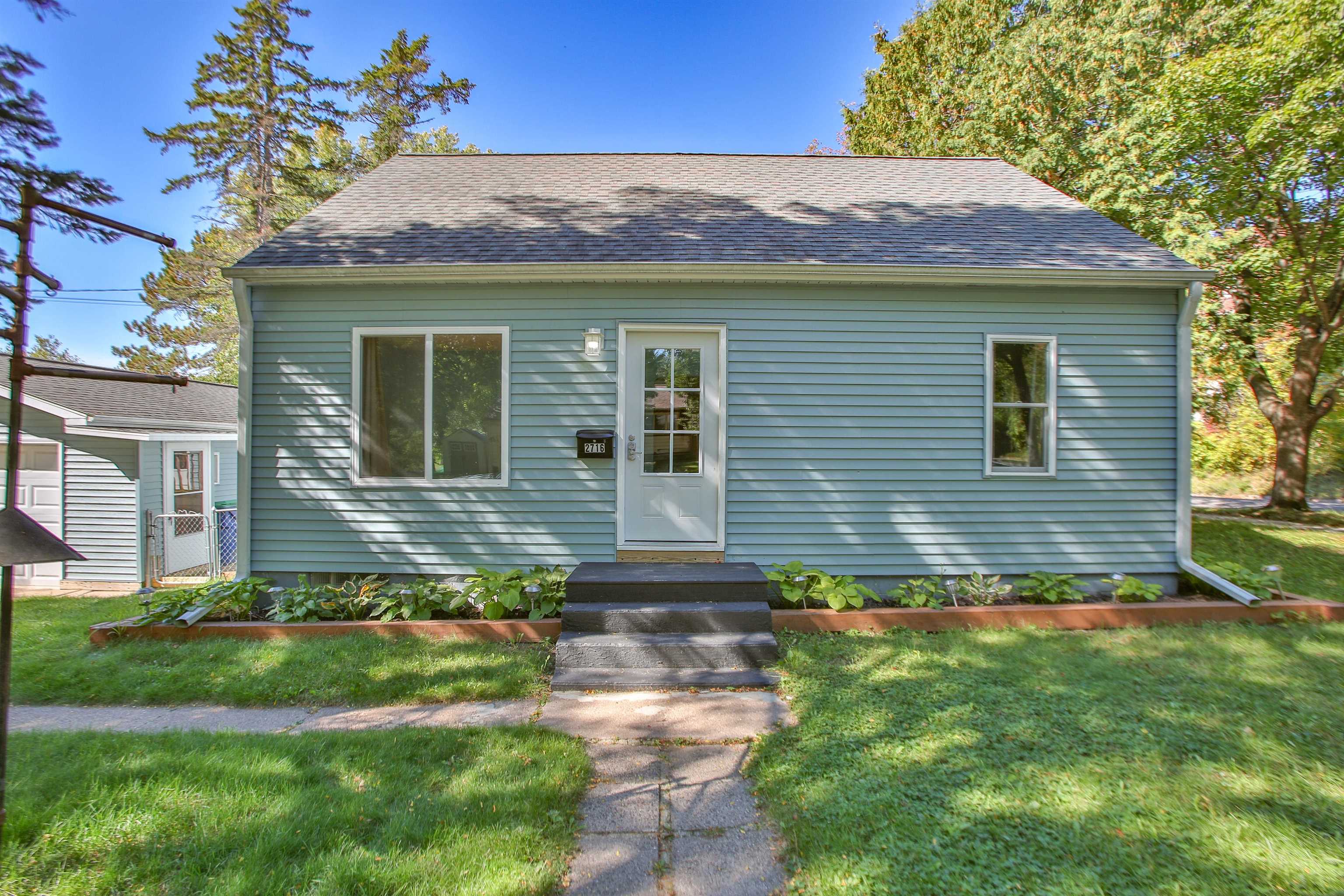 2716 N 8TH STREET, Wausau, Wisconsin 54403, 3 Bedrooms Bedrooms, ,1 BathroomBathrooms,Residential,For Sale,2716 N 8TH STREET,22604788
