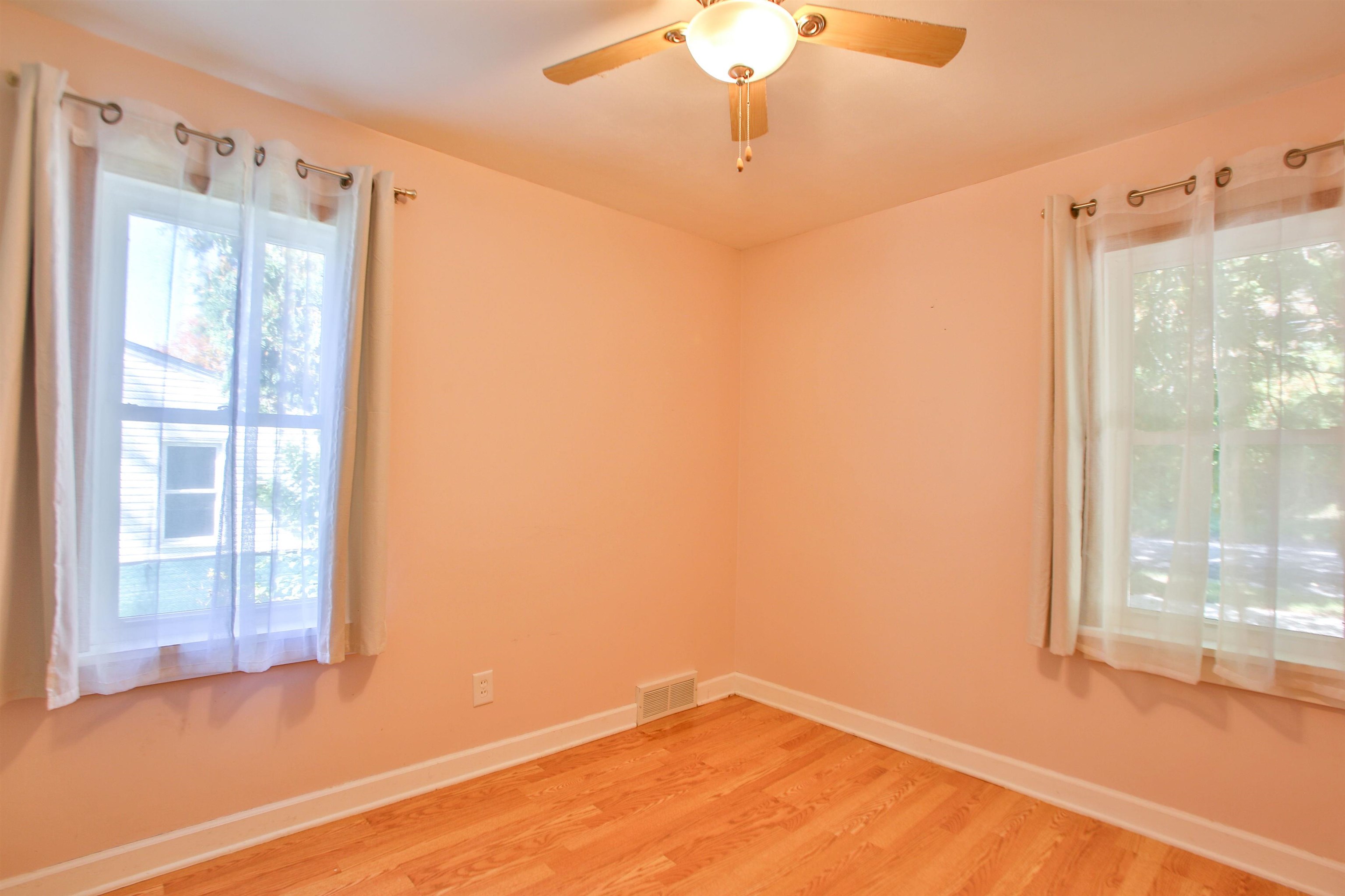2716 N 8TH STREET, Wausau, Wisconsin 54403, 3 Bedrooms Bedrooms, ,1 BathroomBathrooms,Residential,For Sale,2716 N 8TH STREET,22604788