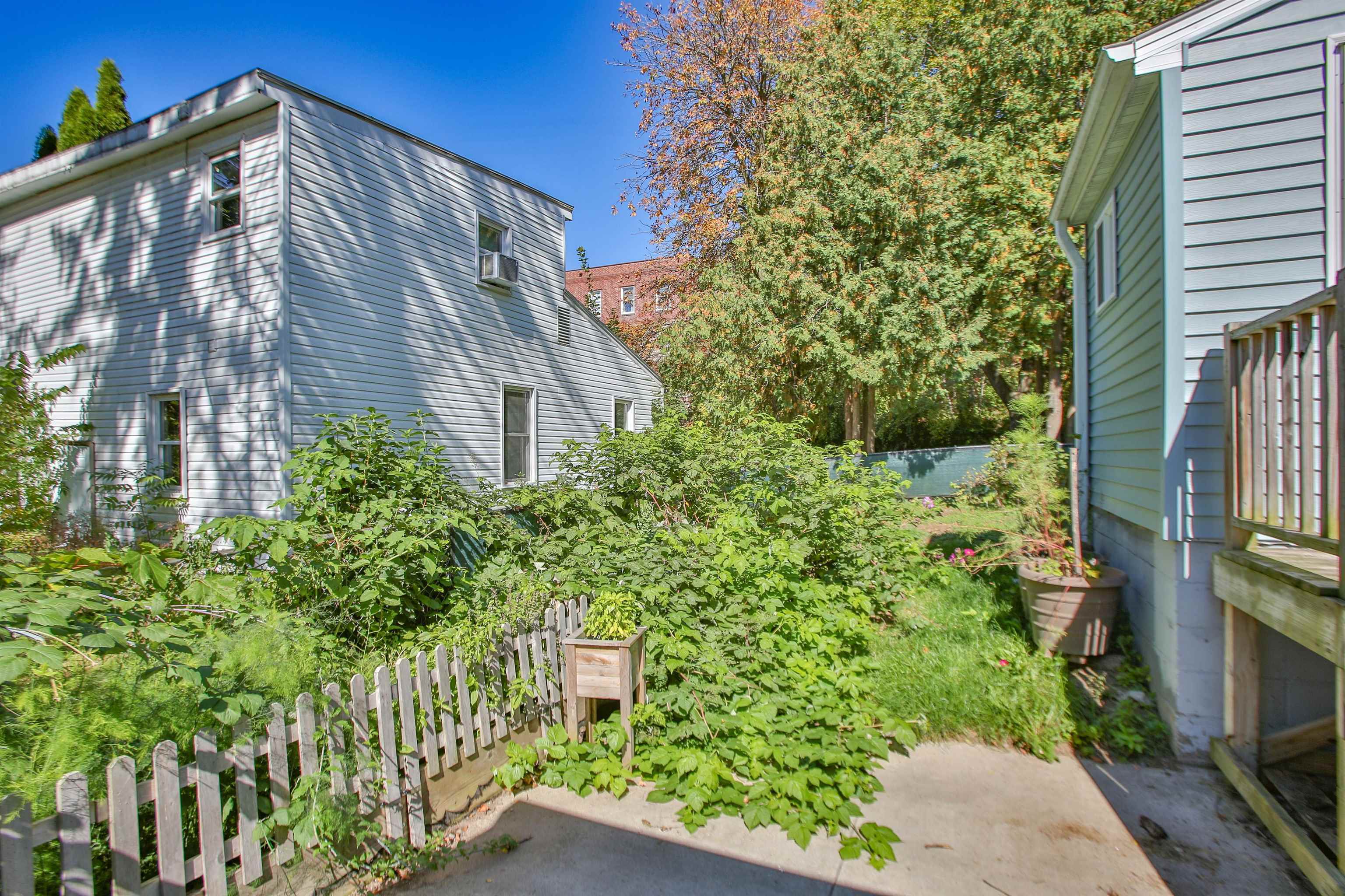 2716 N 8TH STREET, Wausau, Wisconsin 54403, 3 Bedrooms Bedrooms, ,1 BathroomBathrooms,Residential,For Sale,2716 N 8TH STREET,22604788