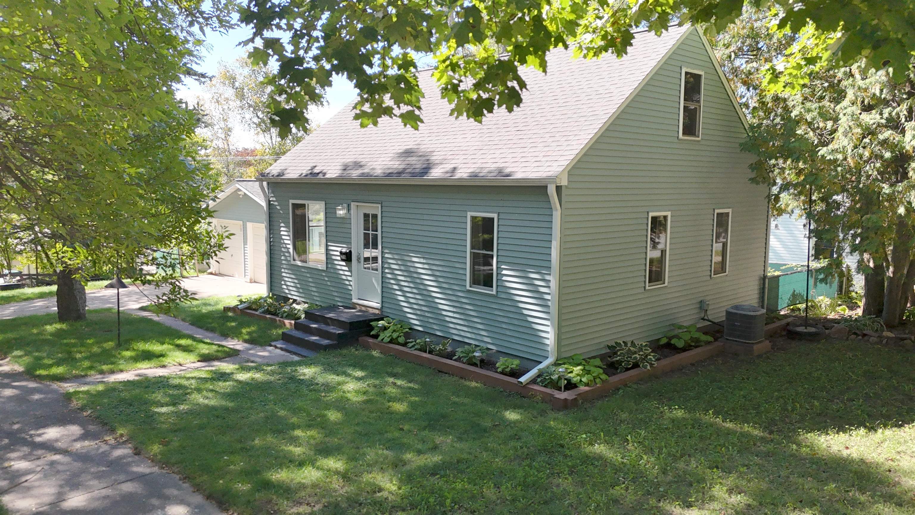 2716 N 8TH STREET, Wausau, Wisconsin 54403, 3 Bedrooms Bedrooms, ,1 BathroomBathrooms,Residential,For Sale,2716 N 8TH STREET,22604788