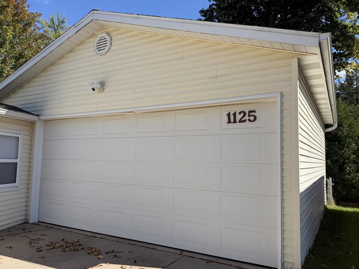 1125 ALICE STREET, Rothschild, Wisconsin 54474, 4 Bedrooms Bedrooms, ,1 BathroomBathrooms,Residential,For Sale,1125 ALICE STREET,22604790