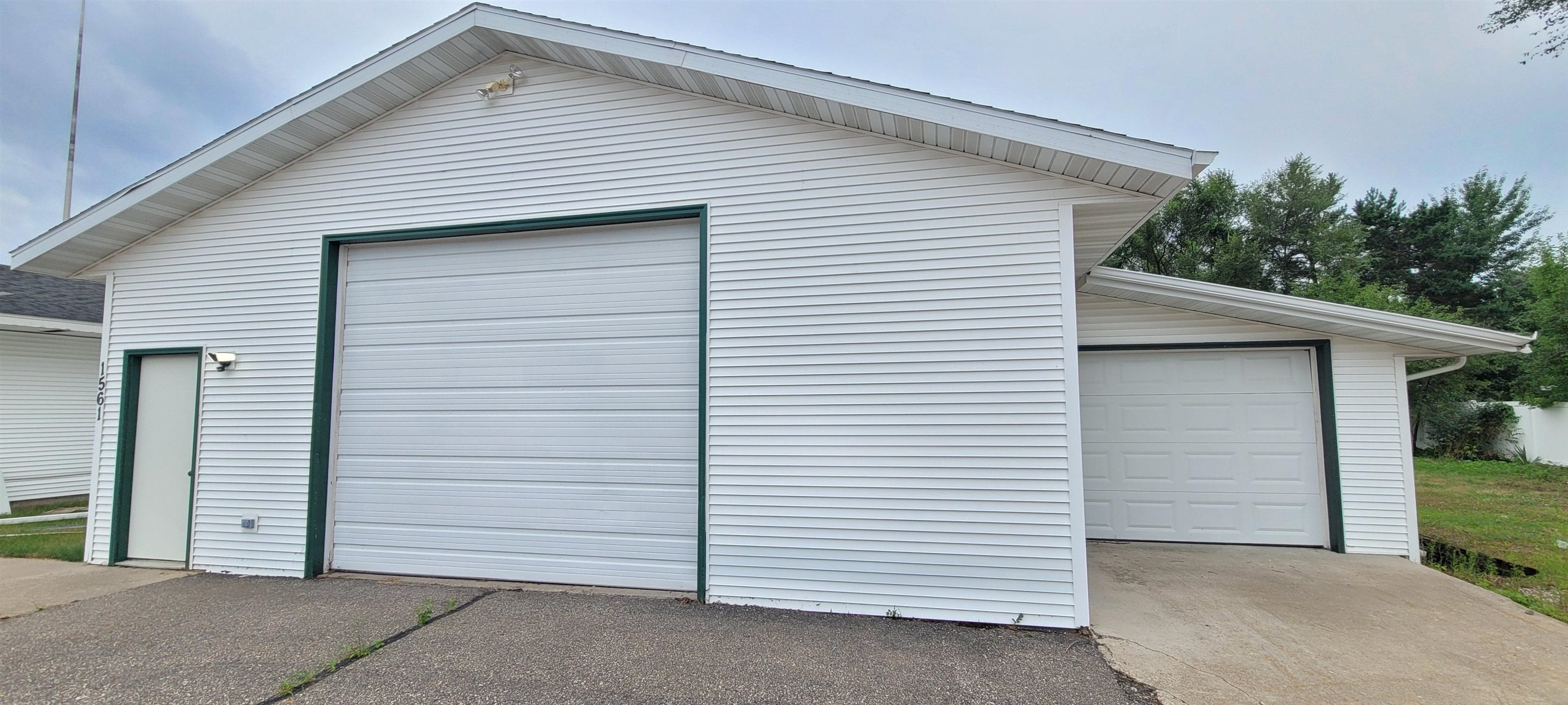1567 POST ROAD, Plover, Wisconsin 54467, ,Commercial/industrial,For Rent,1567 POST ROAD,22604805